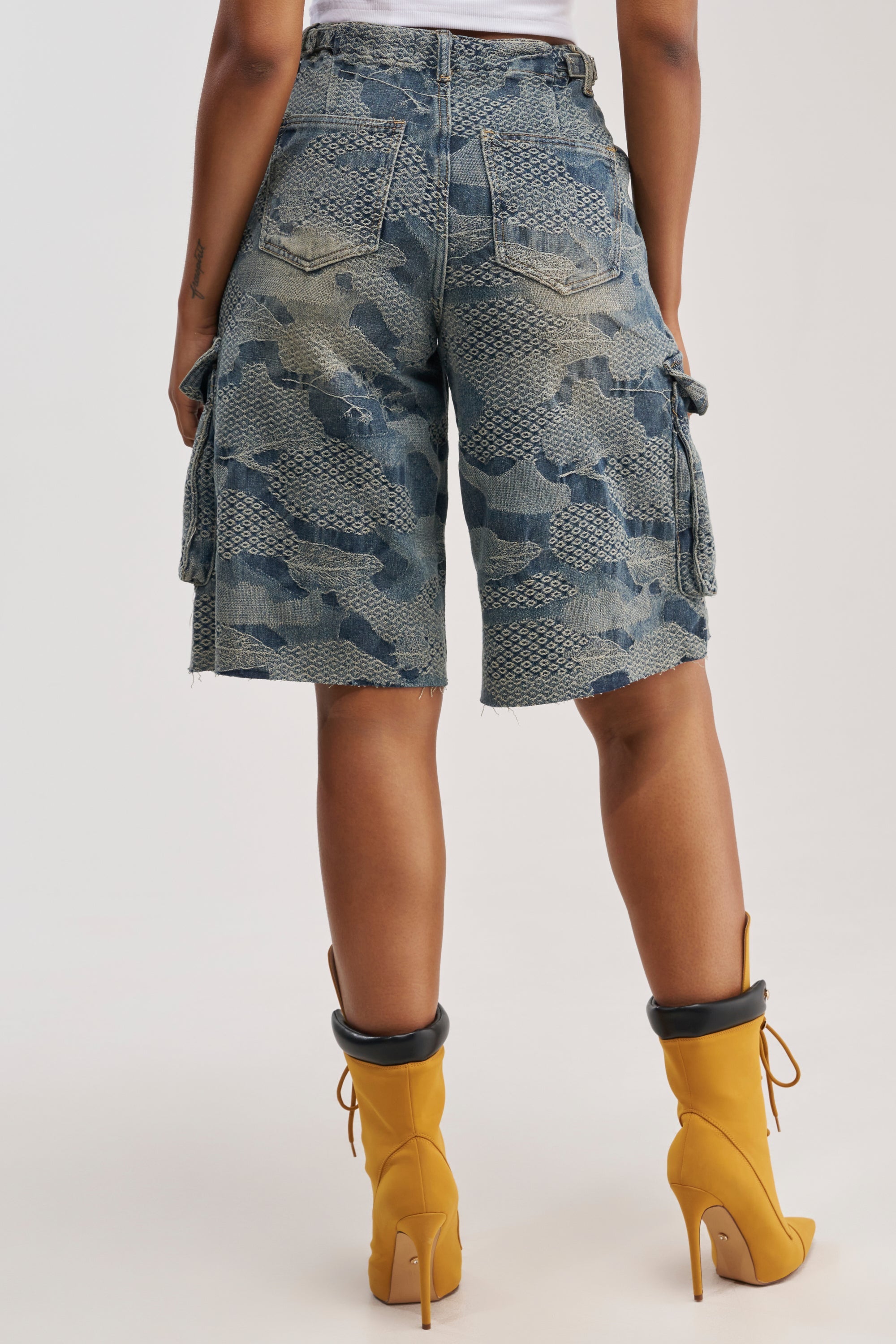 I THINK YOU WANNA KNOW DENIM CARGO BERMUDA