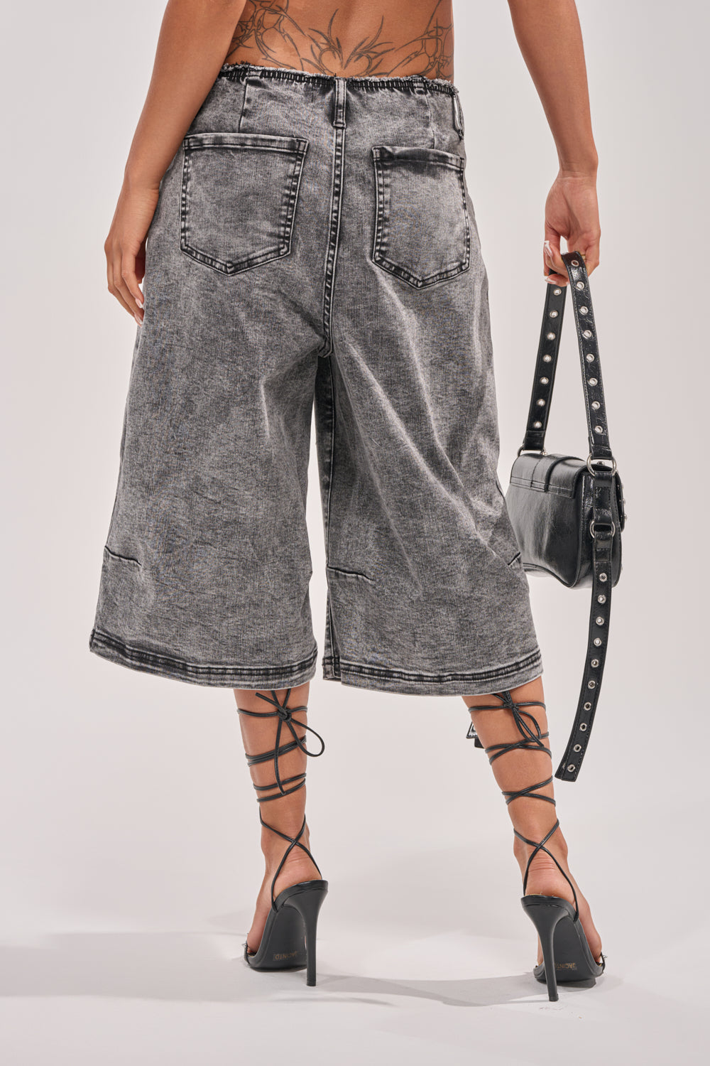 BREAK UP WITH HIM DENIM SHORTS IN DARK WASH