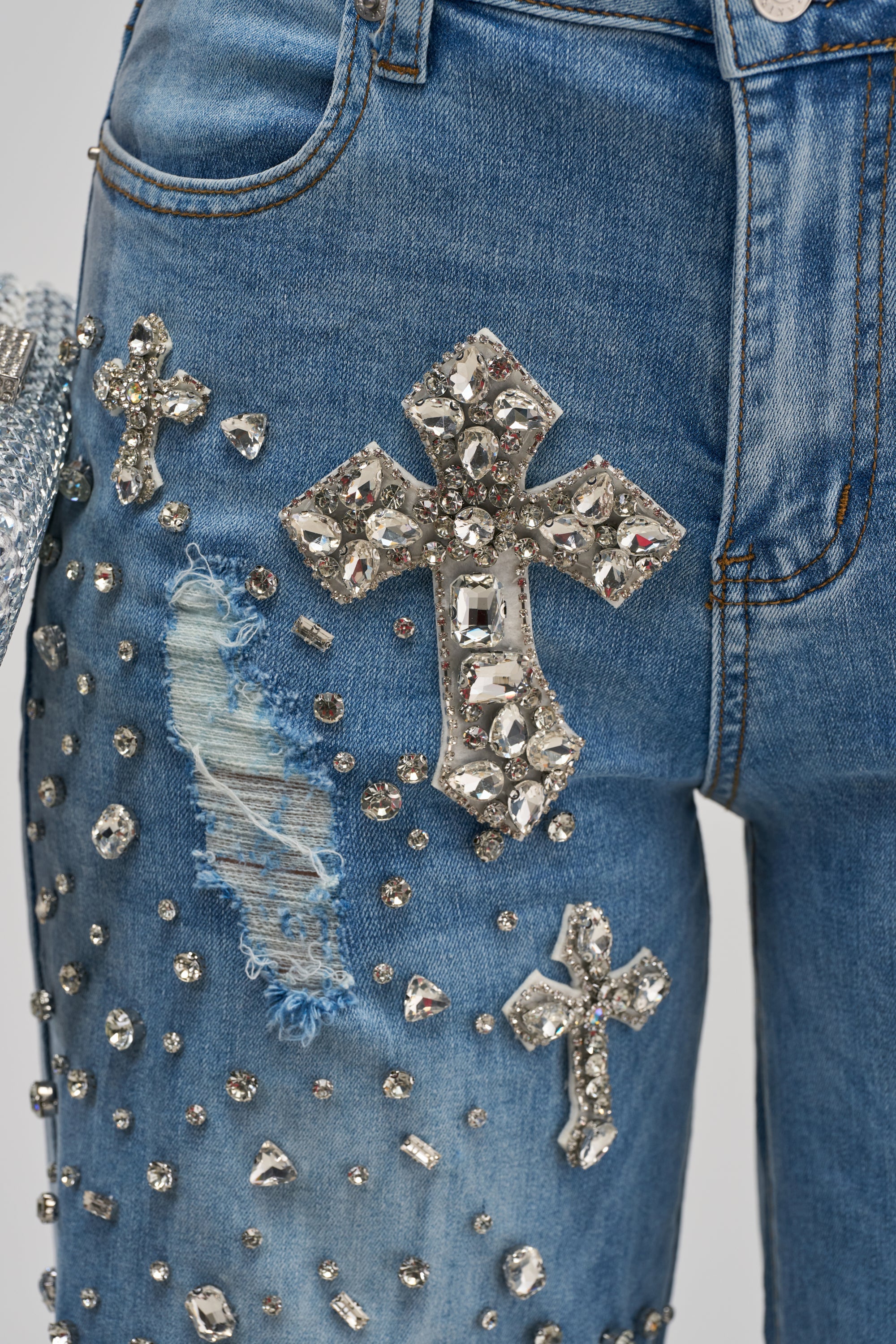 FEELING GRATEFUL RHINESTONE RELAXED DENIM