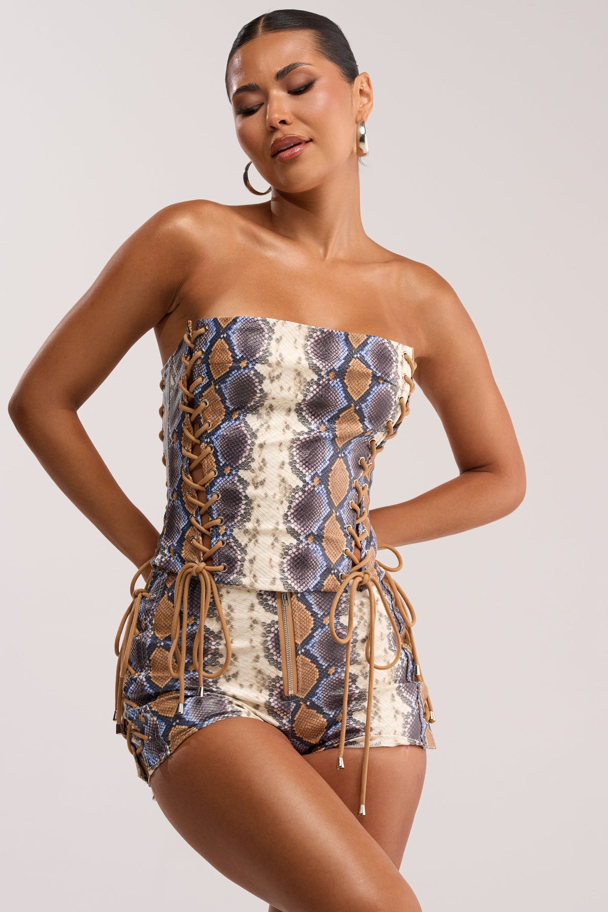 YOU KNOW I WANT YOU BABY LACE UP CORSET