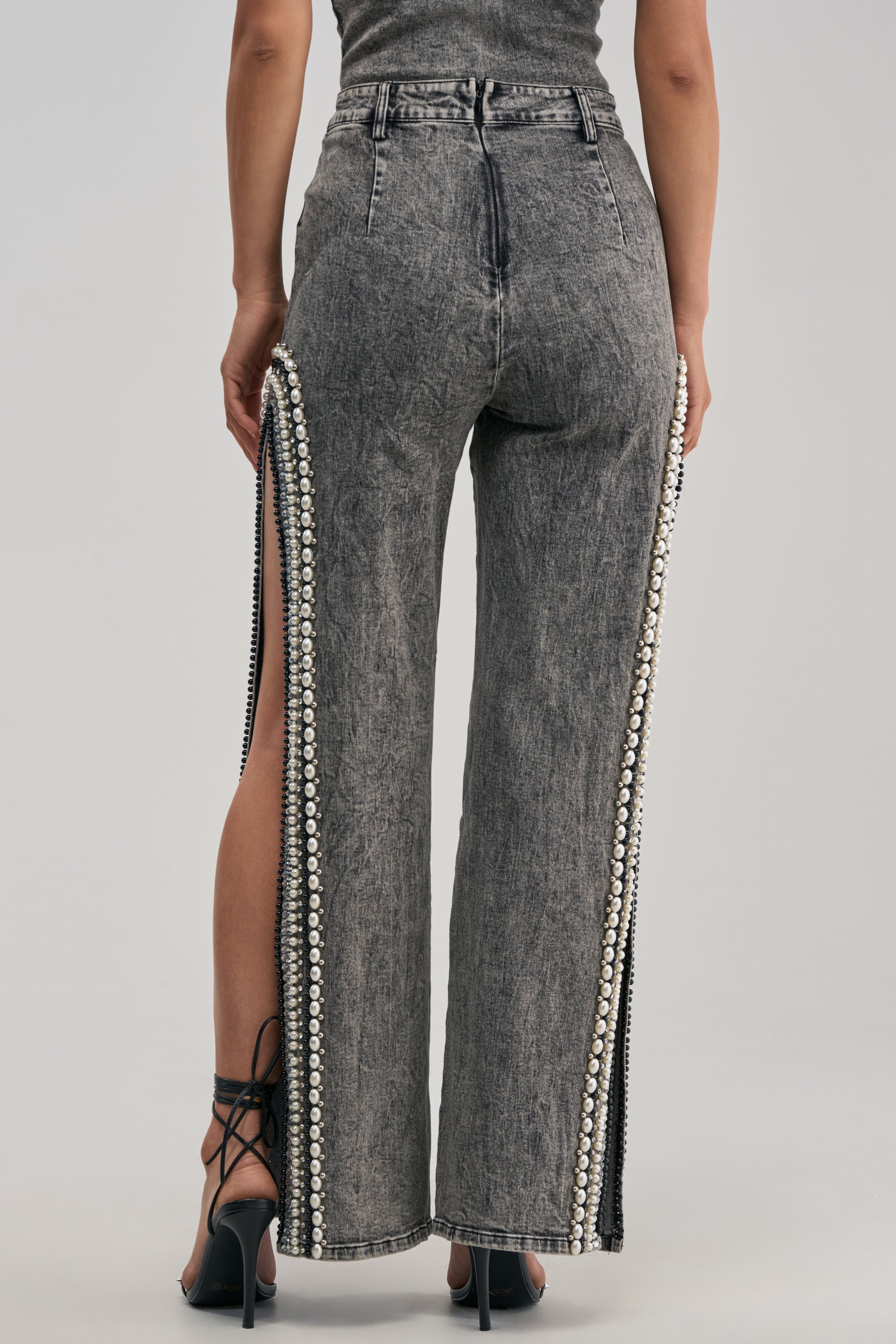 LUXURIOUS DENIM PANTS WITH SIDE SLITS IN GREY