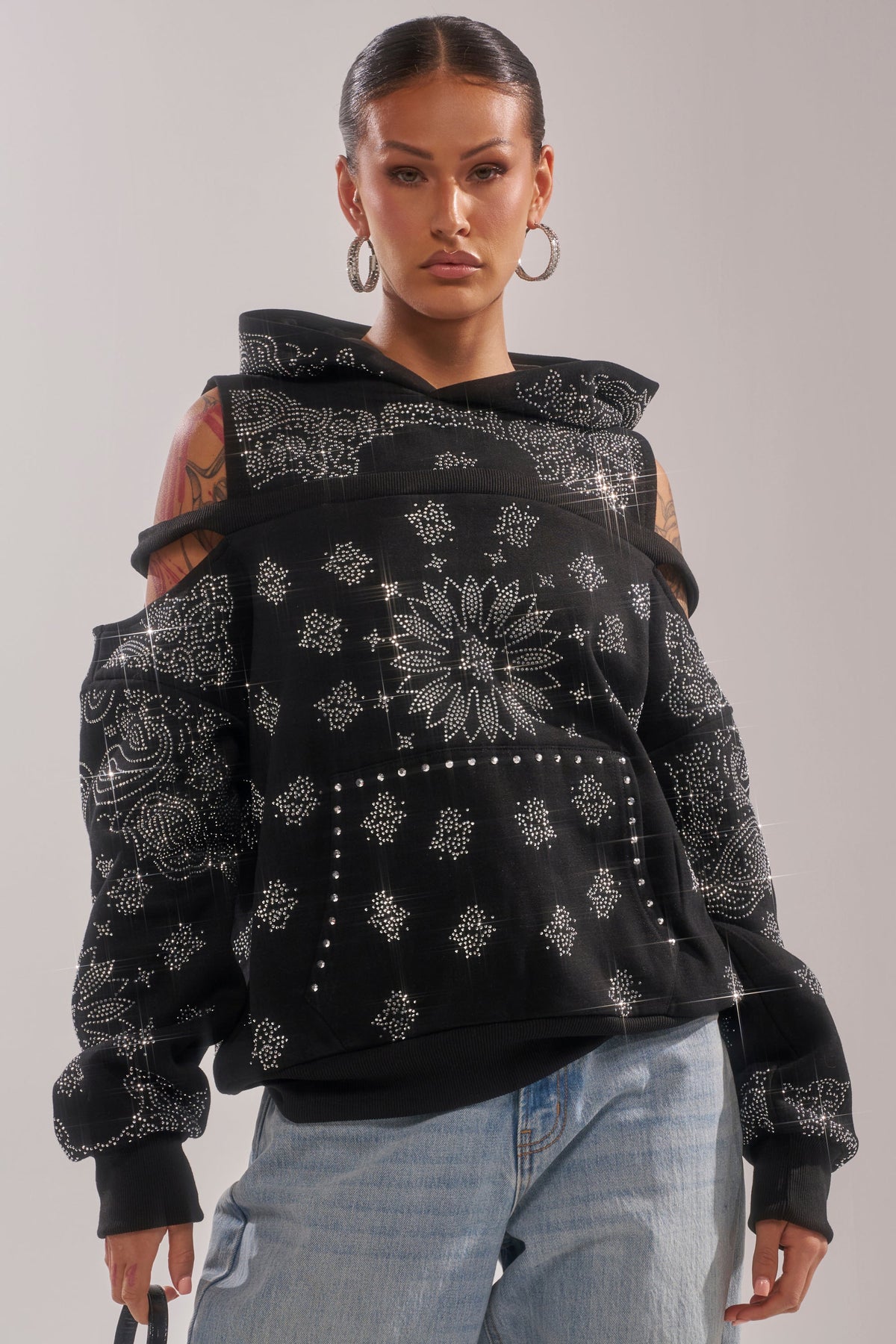 FEELING FREE SWEATSHIRT
