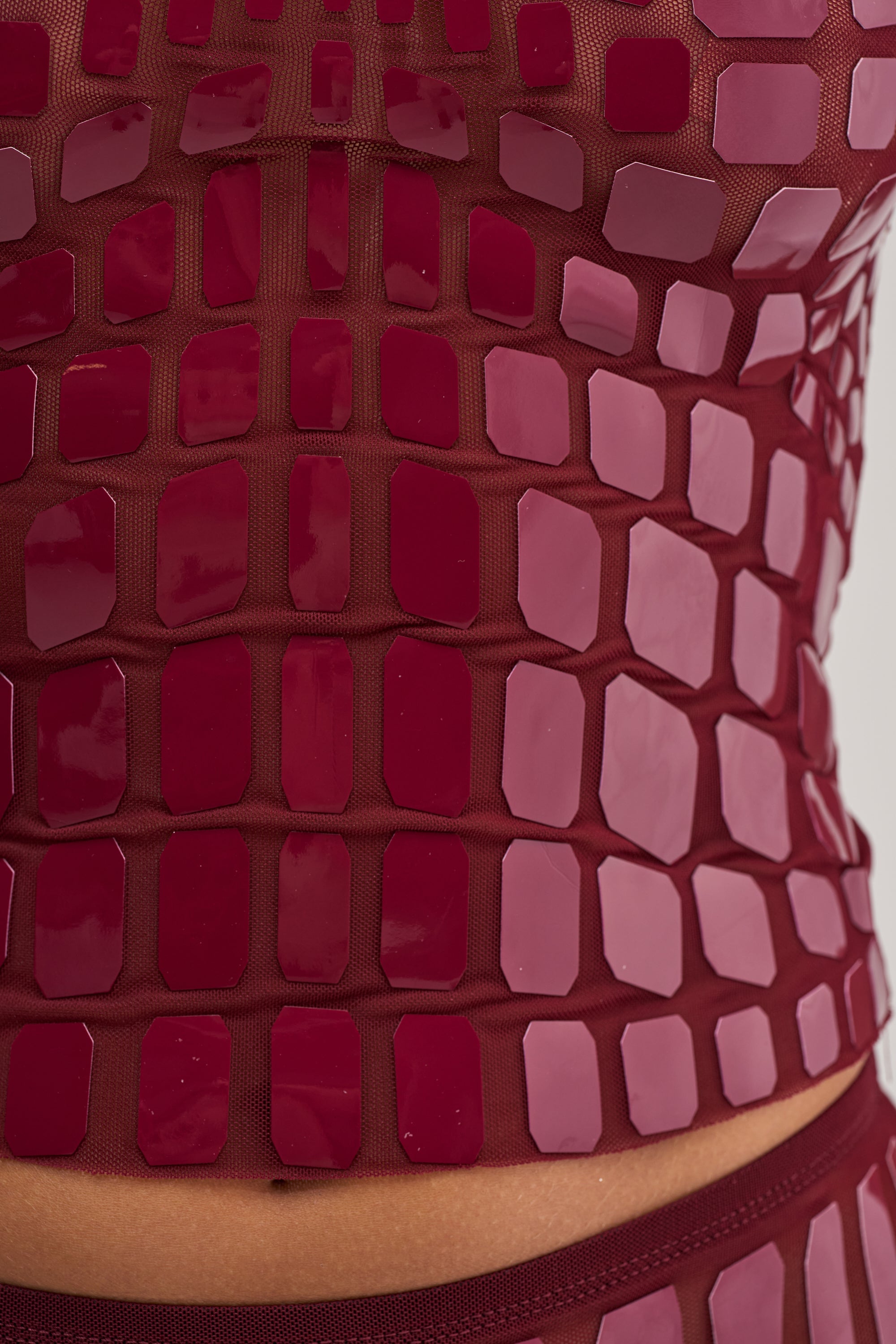 SEE THROUGH ME TOP IN BURGUNDY