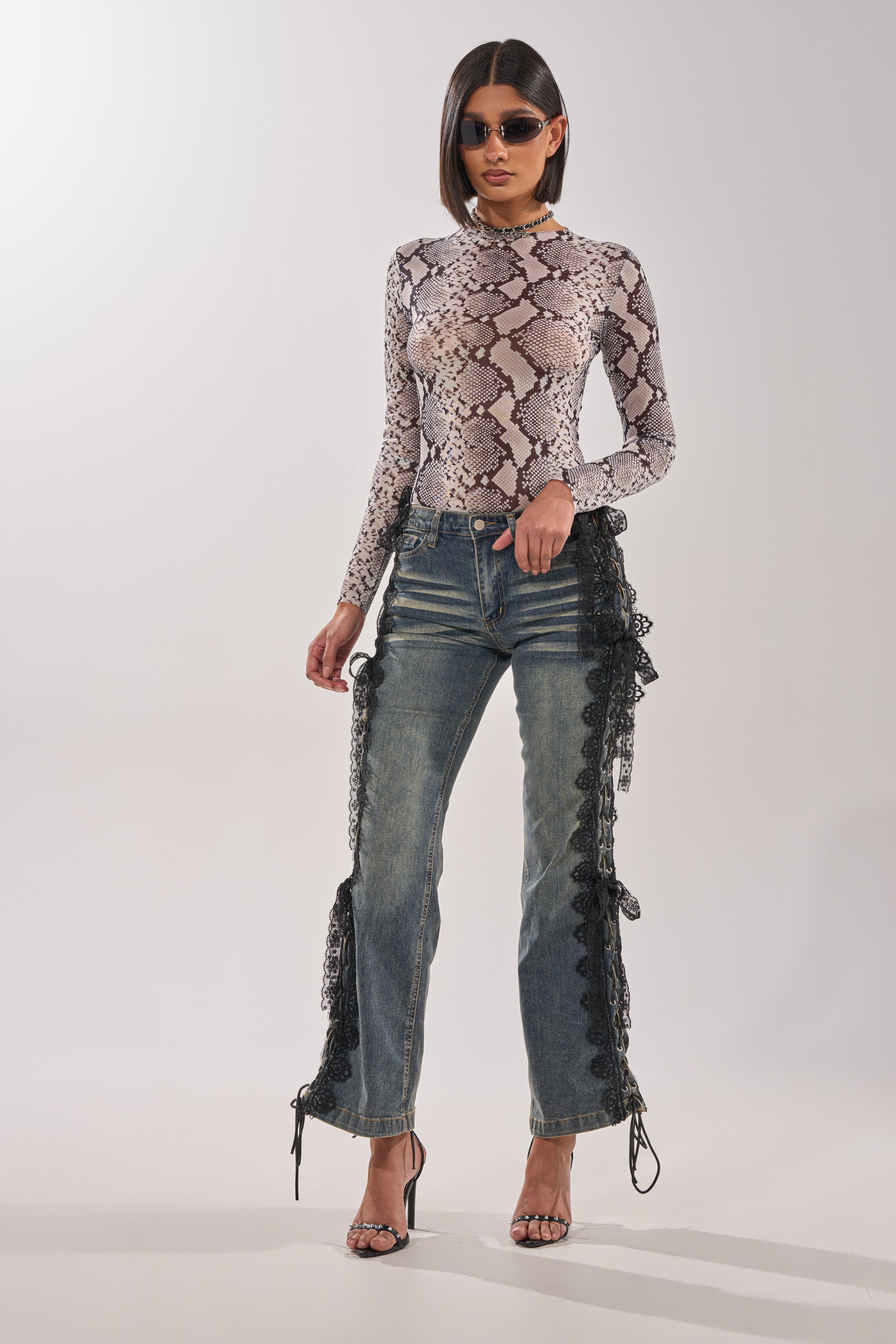 OMBRE SNAKE LONG SLEEVE MESH TOP IN GREY MULTI