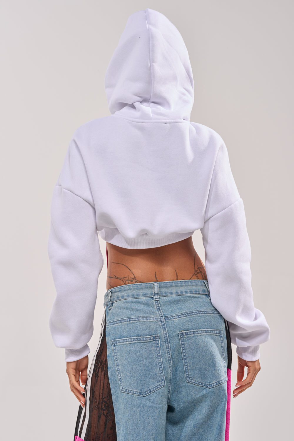 STRINGED HOODIE