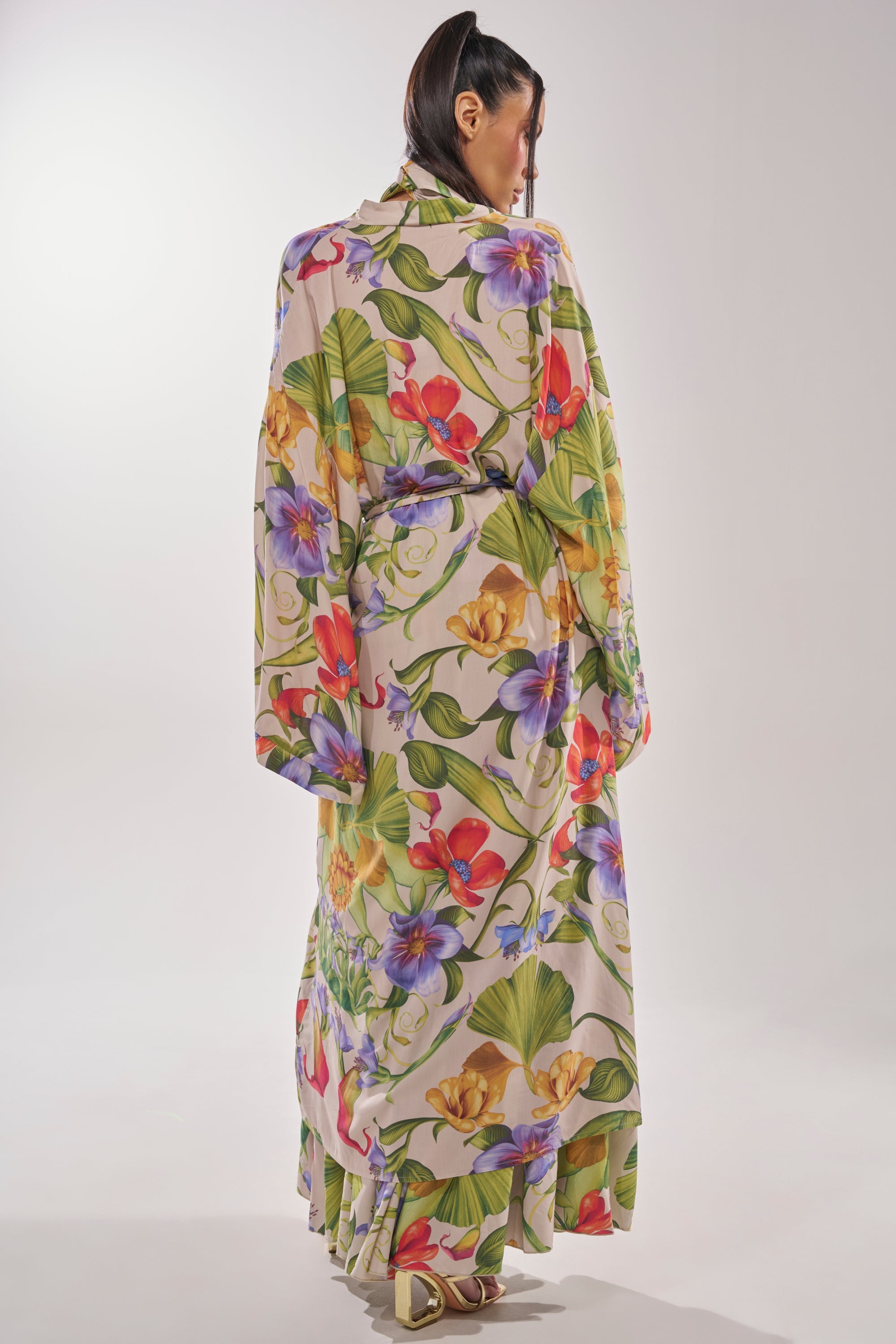 INTO THE GARDEN CARDIGAN