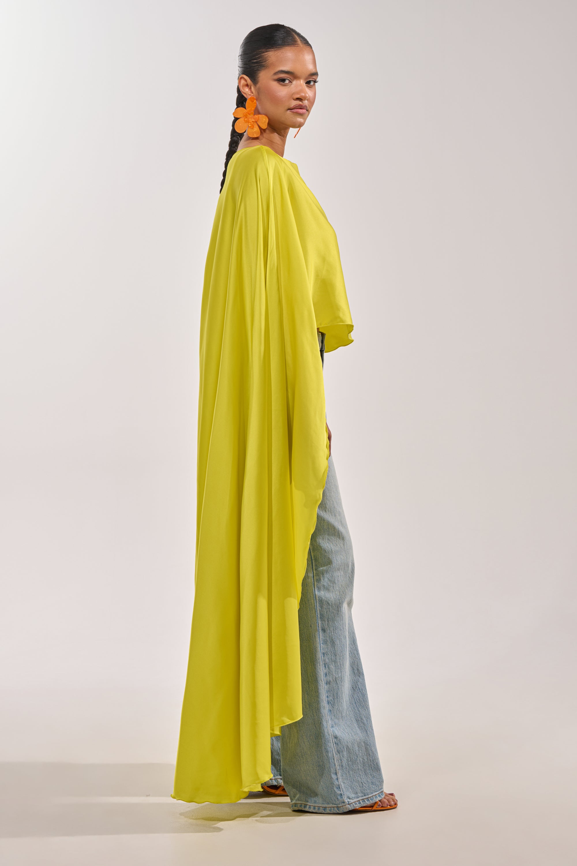SO CHIC CAPE BLOUSE IN YELLOW