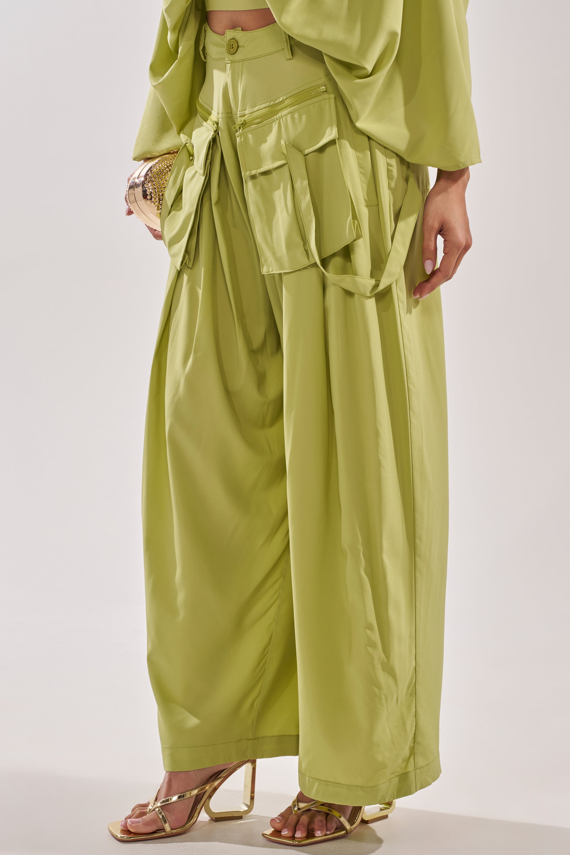 TALK ABOUT ME TROUSER IN CHARTREUSE