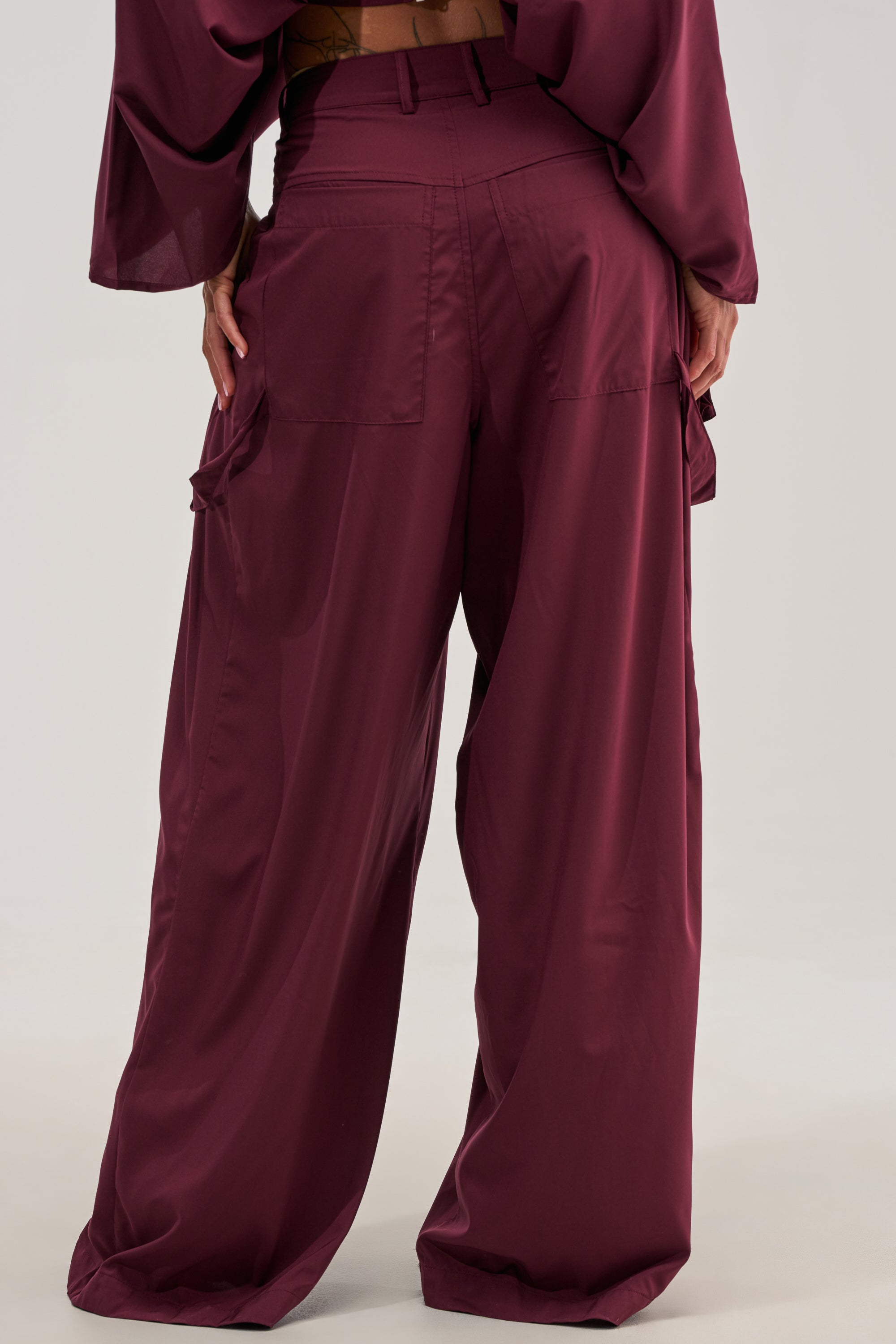 TALK ABOUT ME TROUSER IN DEEP BURGUNDY