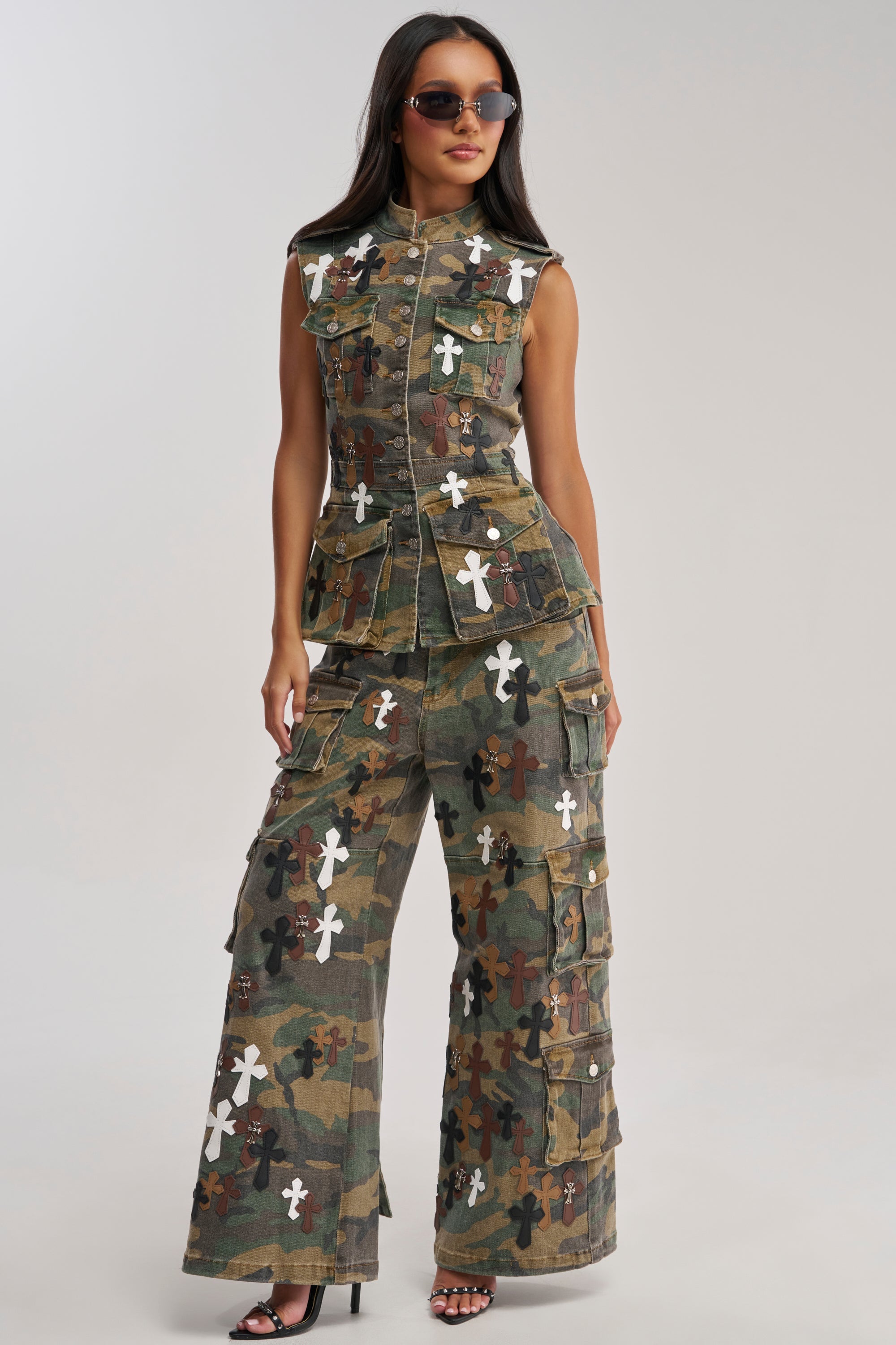 DOWN AND DIRTY CAMO CARGO PANT