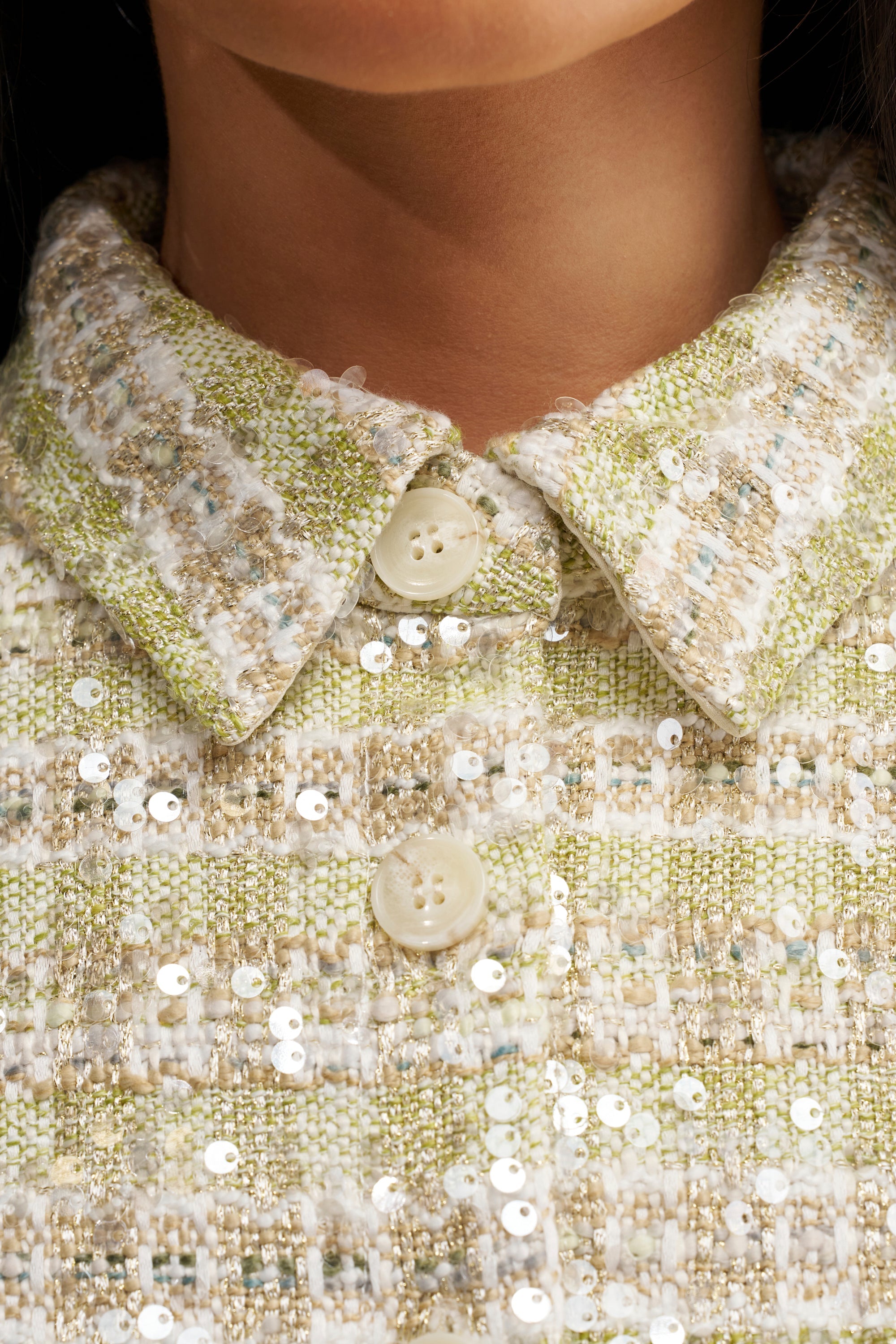EASY TO LOVE TWEED BUTTON DOWN