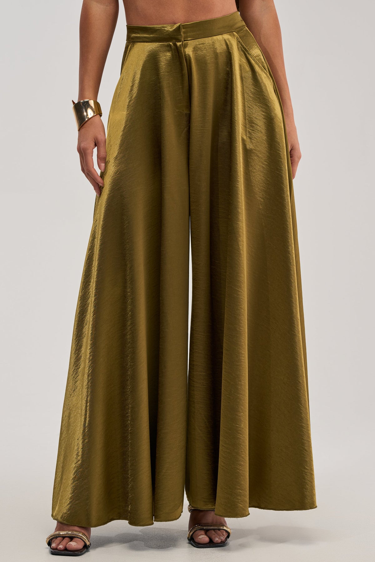 TRUE GODDESS GREEN PALAZZO PANT