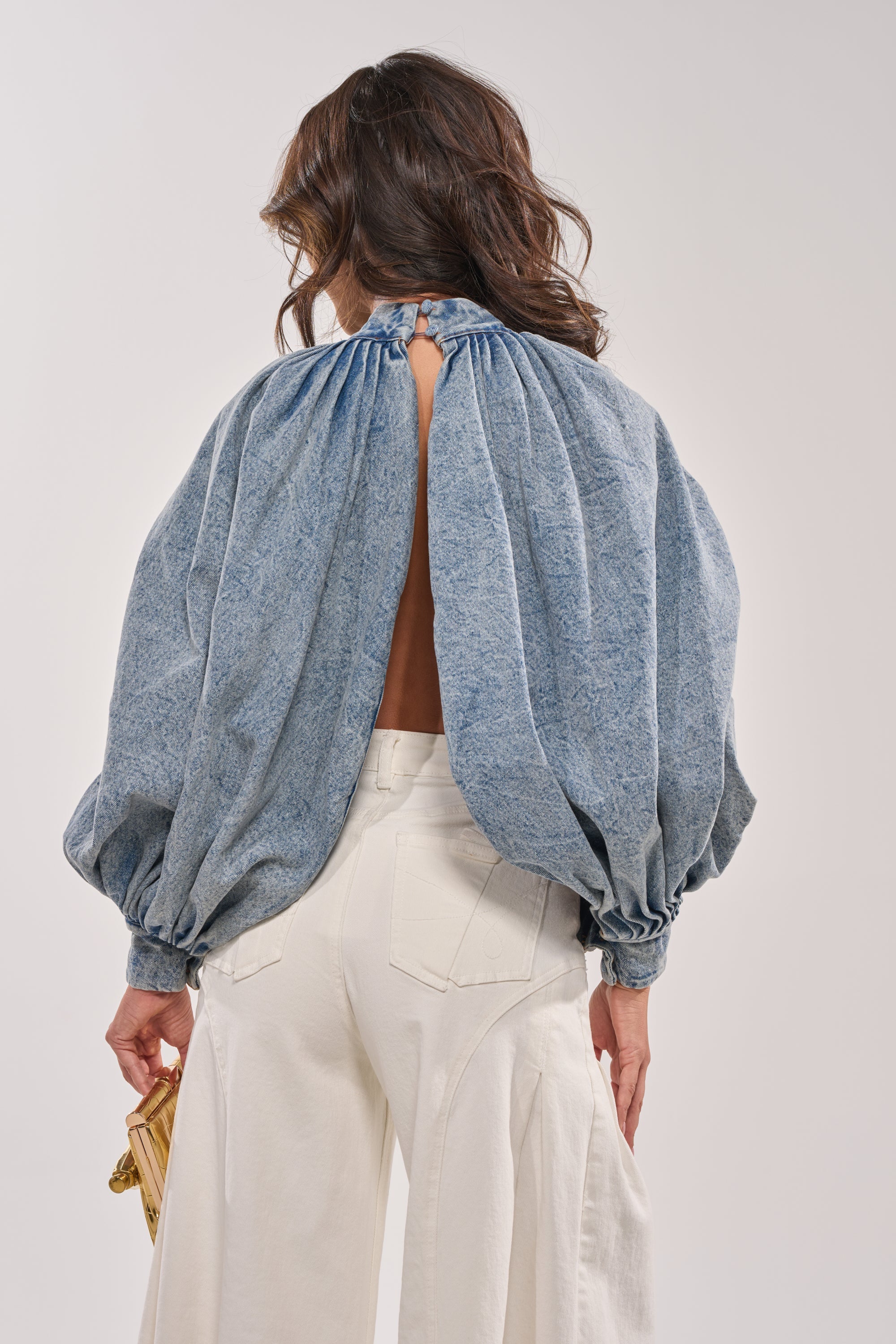NEW DREAM PUFF SLEEVE TOP