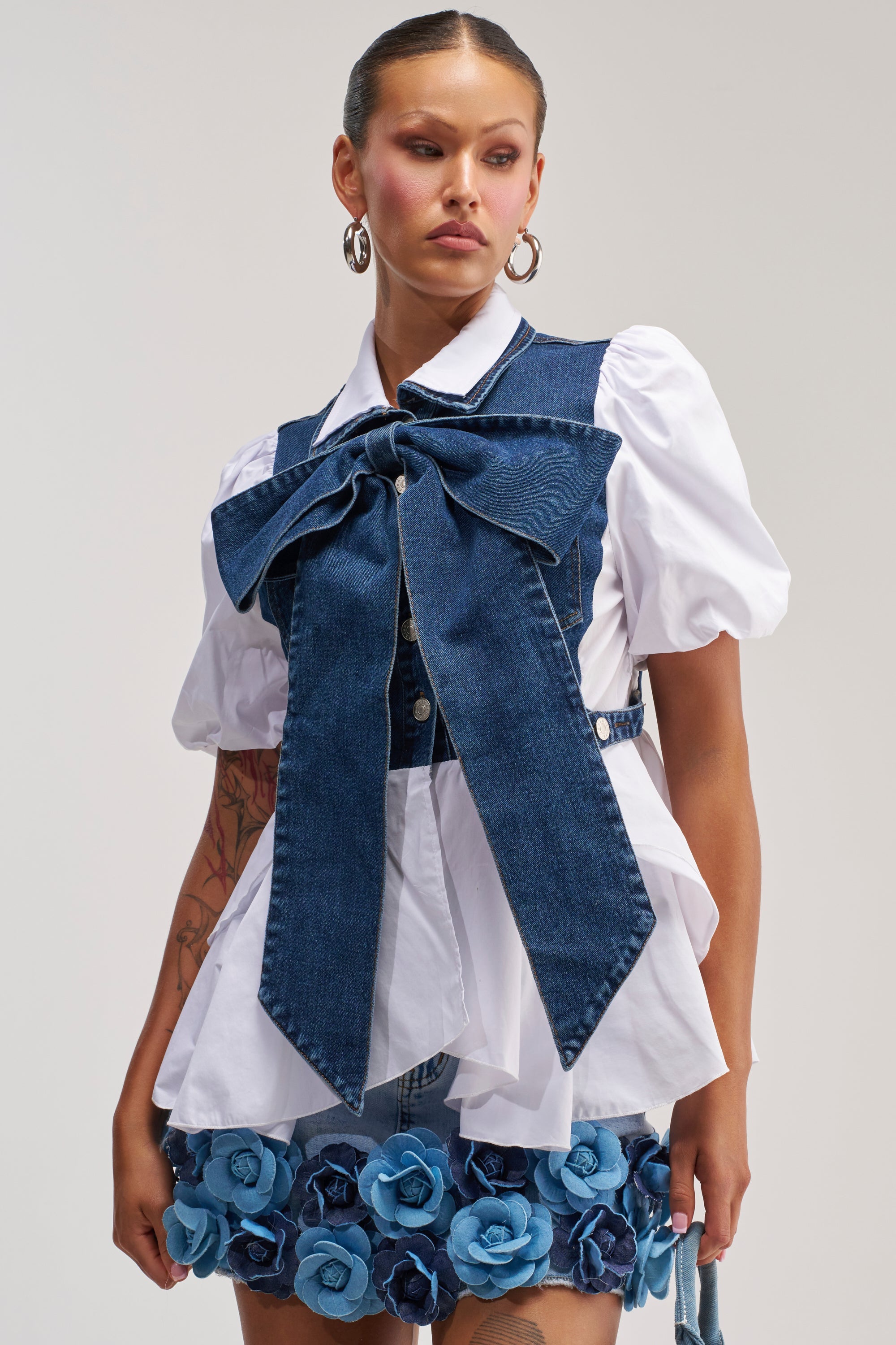 FAITH SHORT SLEEVE DARK BLUE DENIM TIE POPLIN BLOUSE