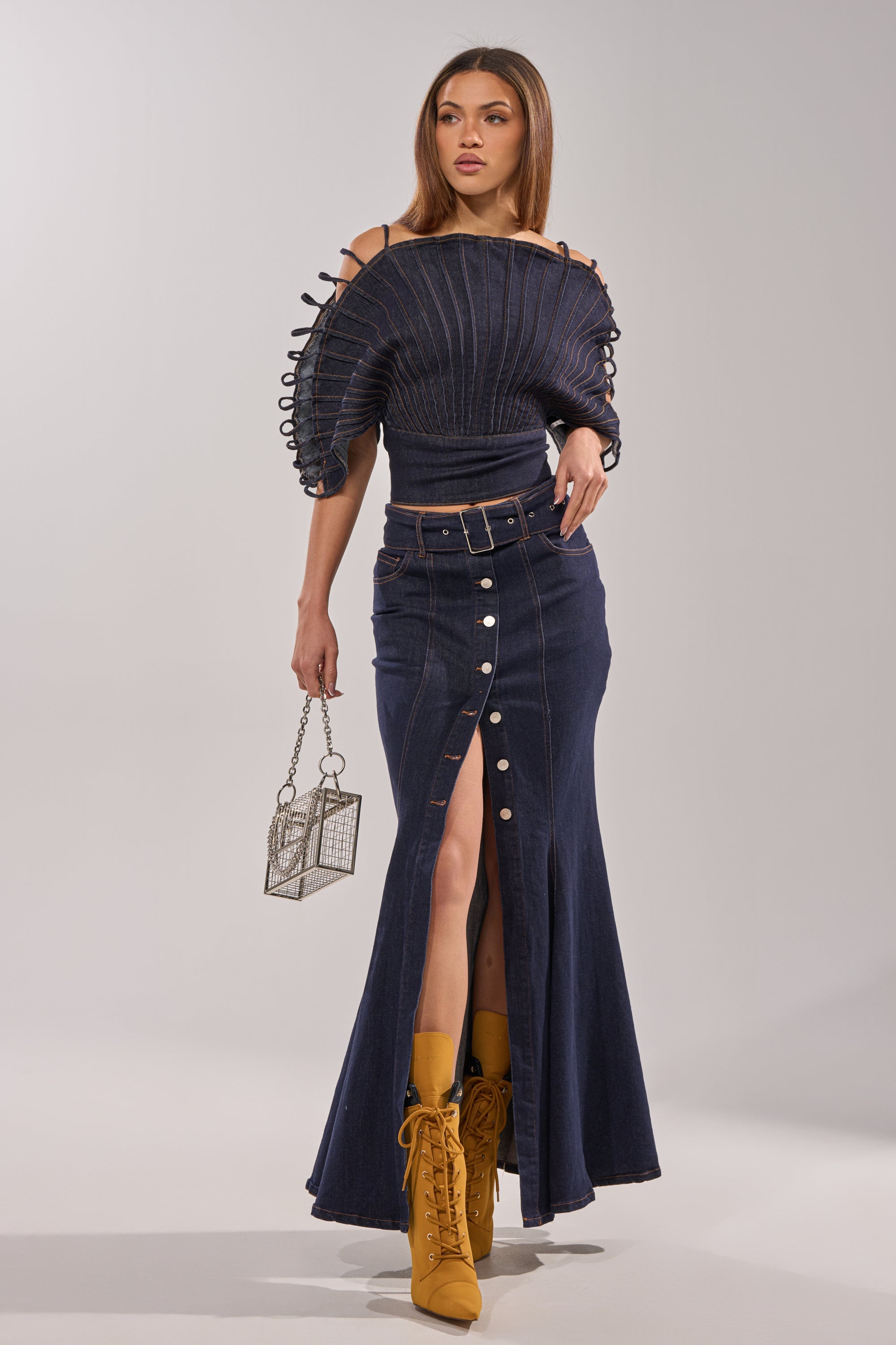 DENIM ON DENIM BLOUSE IN DARK BLUE DENIM