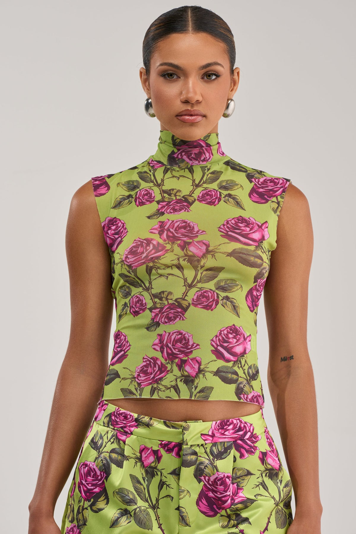DOZEN ROSES MESH TOP IN CHARTREUSE
