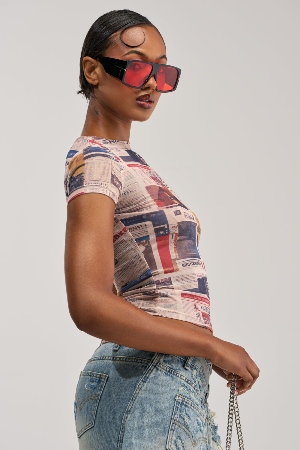 EXTRA EXTRA PRINTED MESH TEE