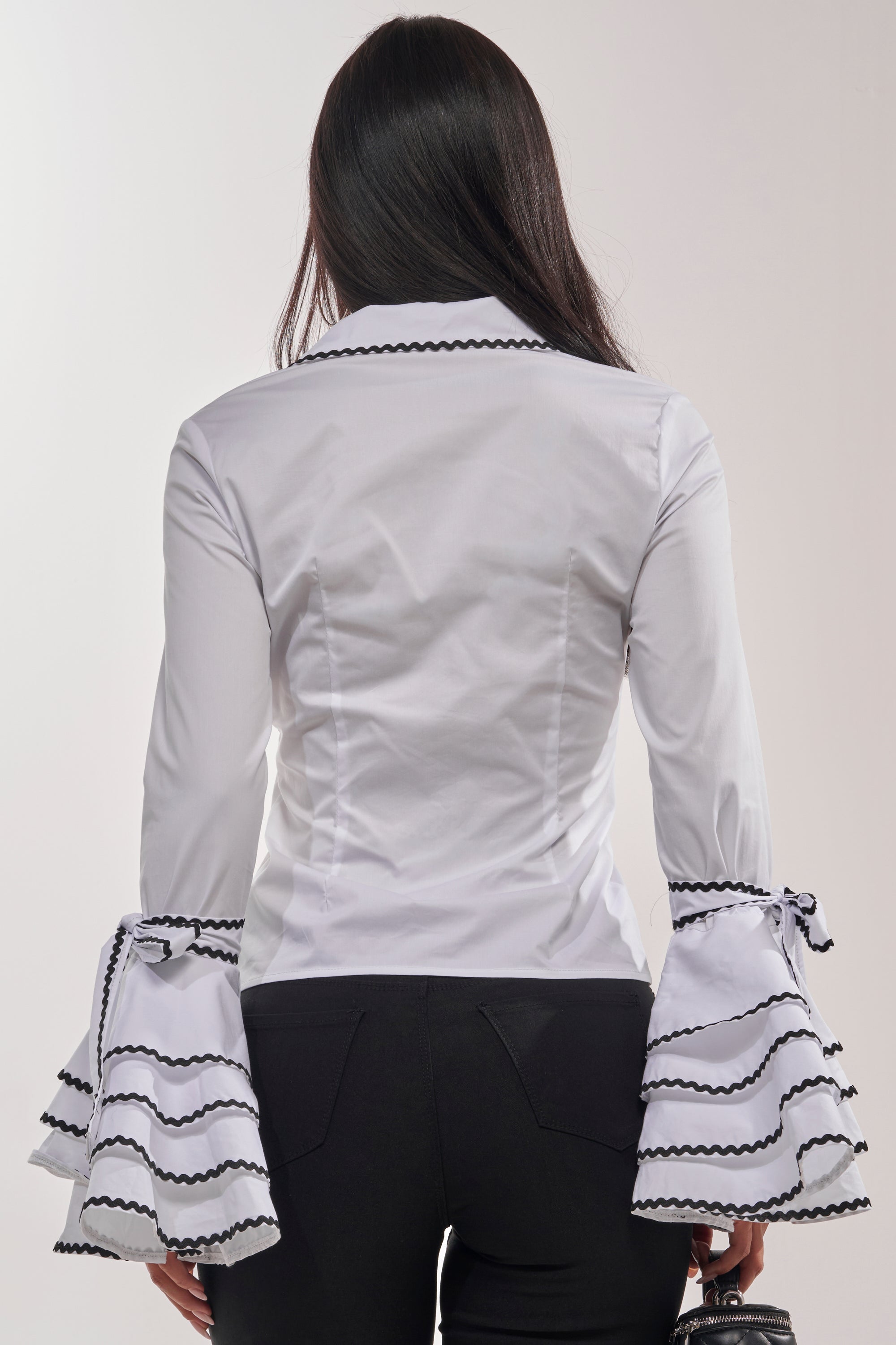 BUSINESS ONLY BUTTON DOWN IN WHITE