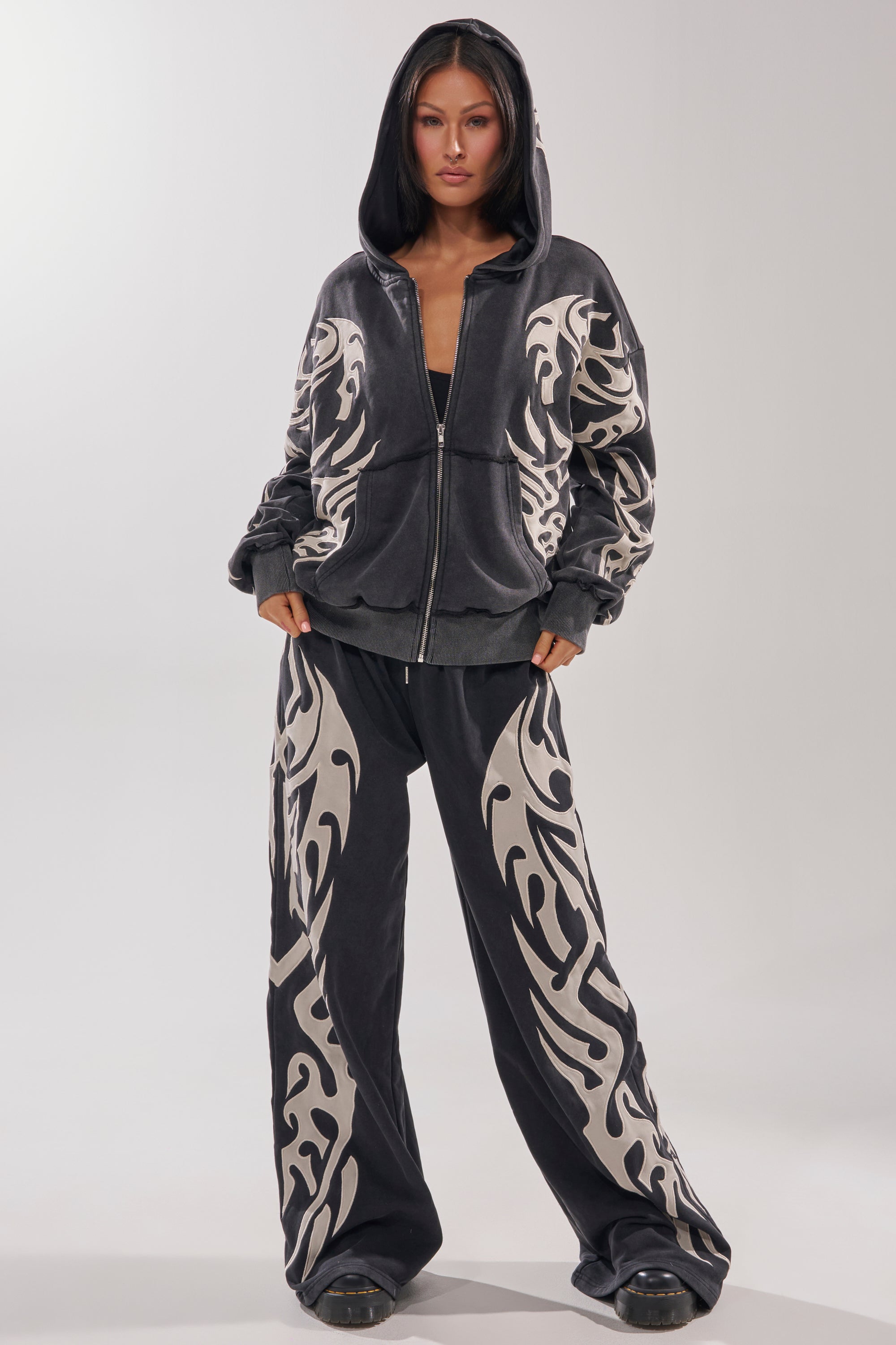 ON FIRE ZIP UP SWEATSHIRT