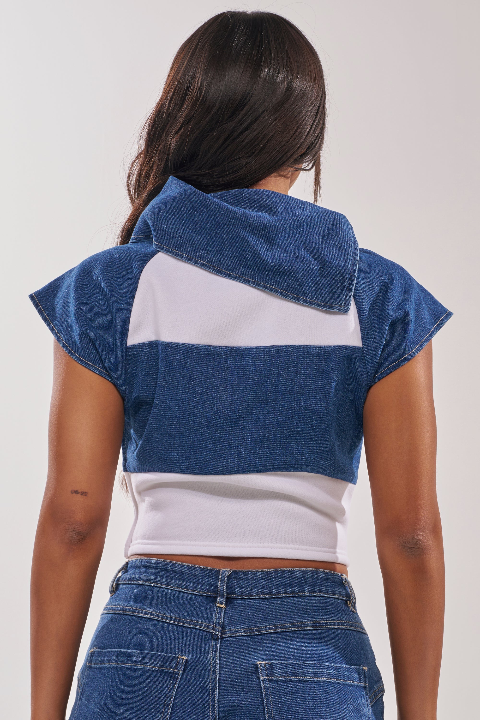 THIS IS EVERYTHING YOU SEE DENIM BLOUSE