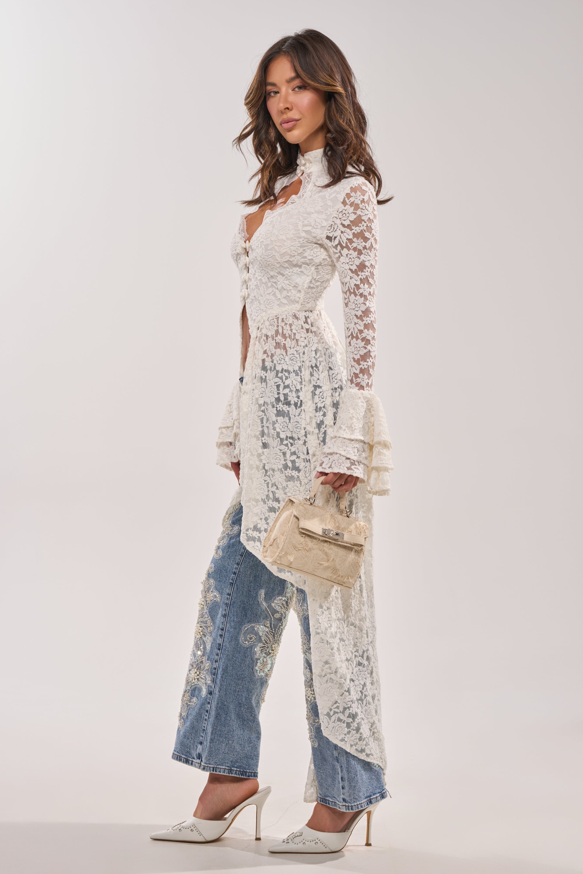 BELINHA LACE BLOUSE