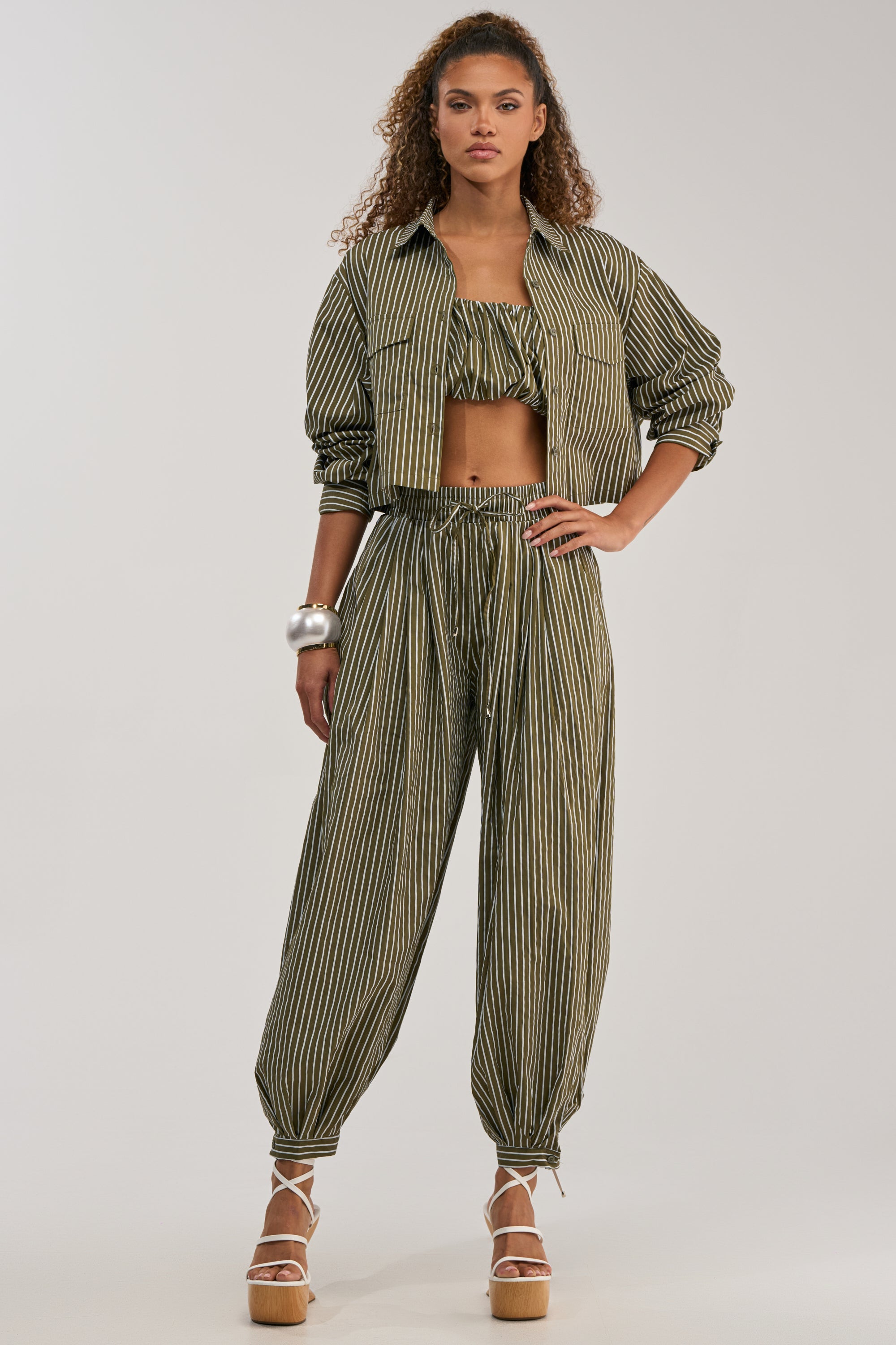 COULD BE DIFF BUTTON DOWN