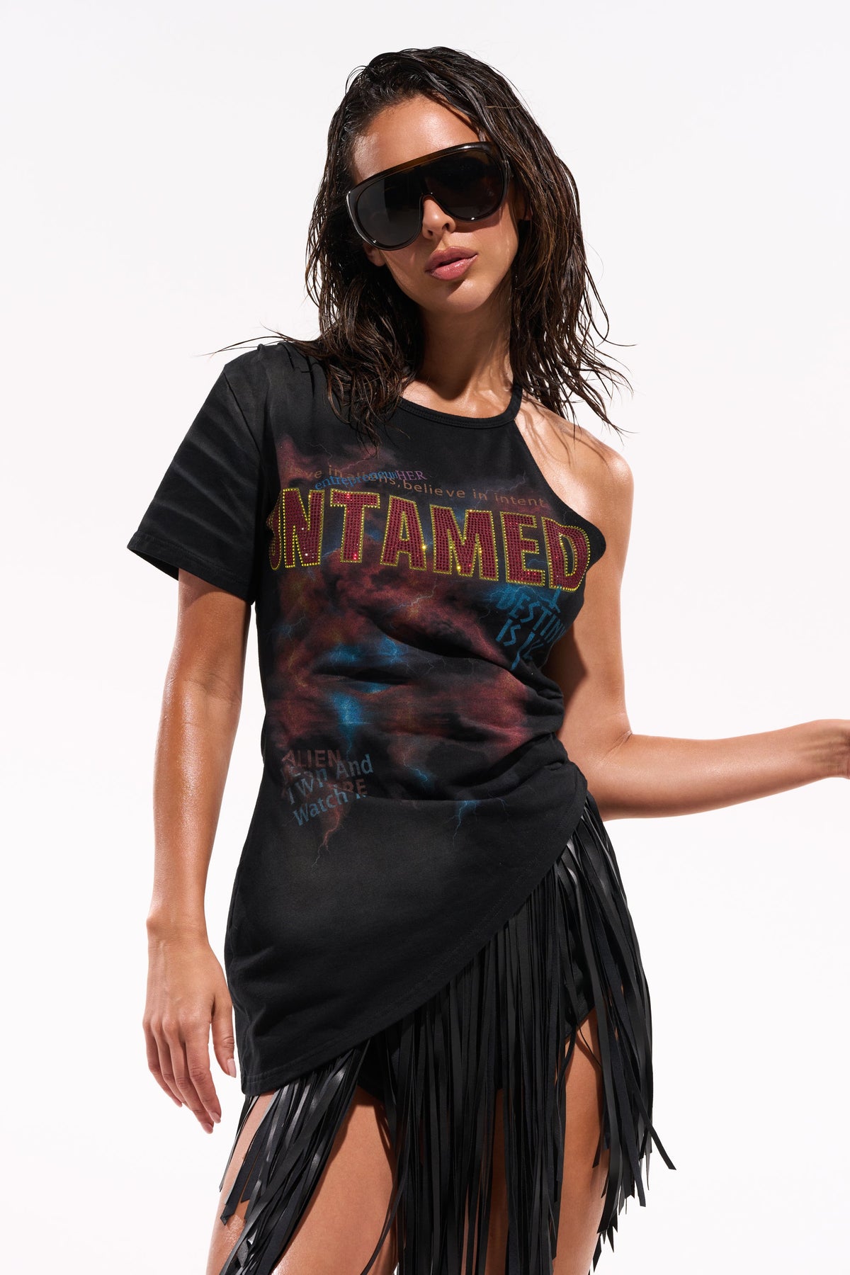 UNTAMED SINGLE SLEEVE ASYMMETRICAL TEE