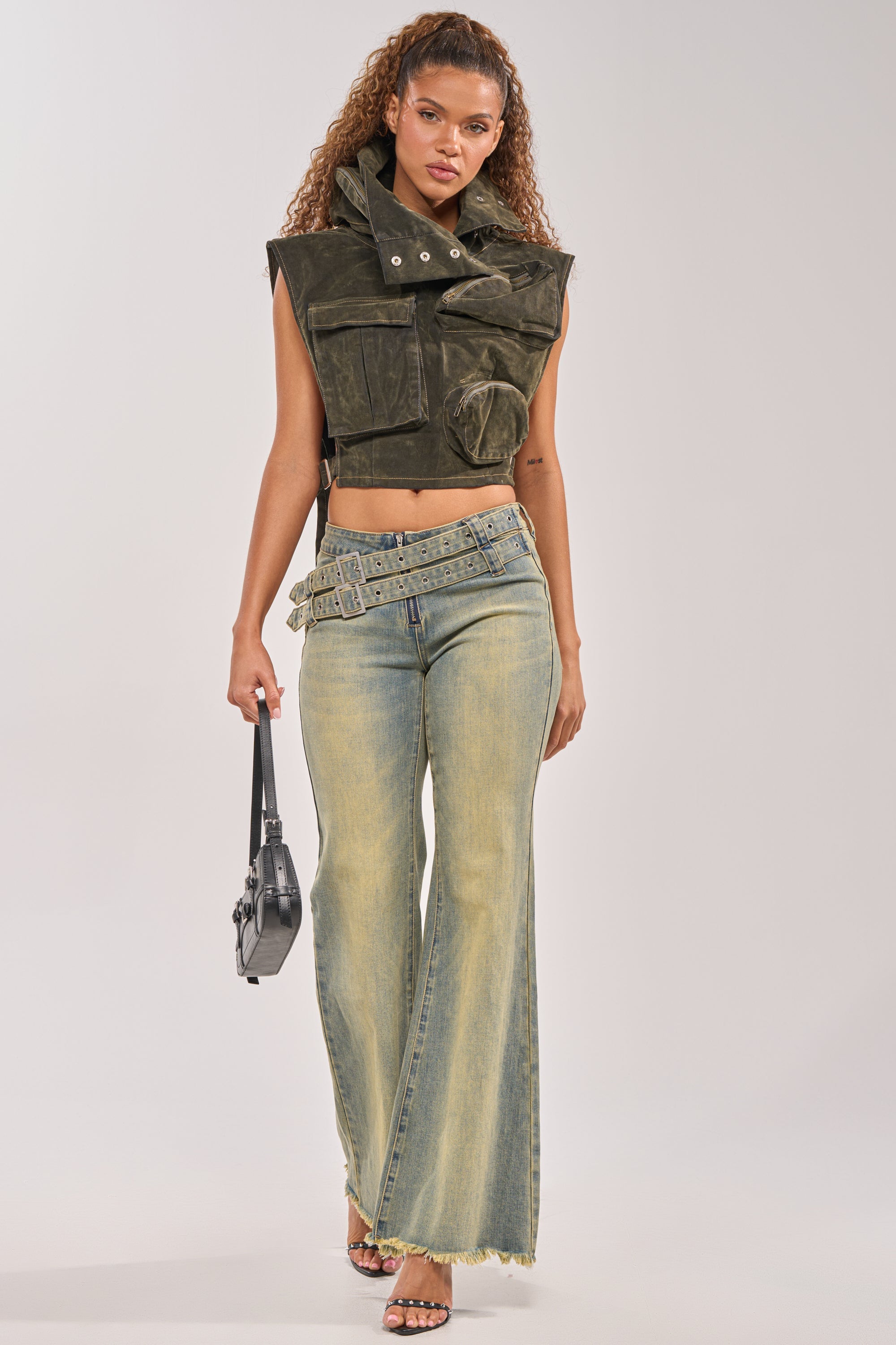 MODEL BEHAVIOR TOP IN DARK OLIVE DENIM