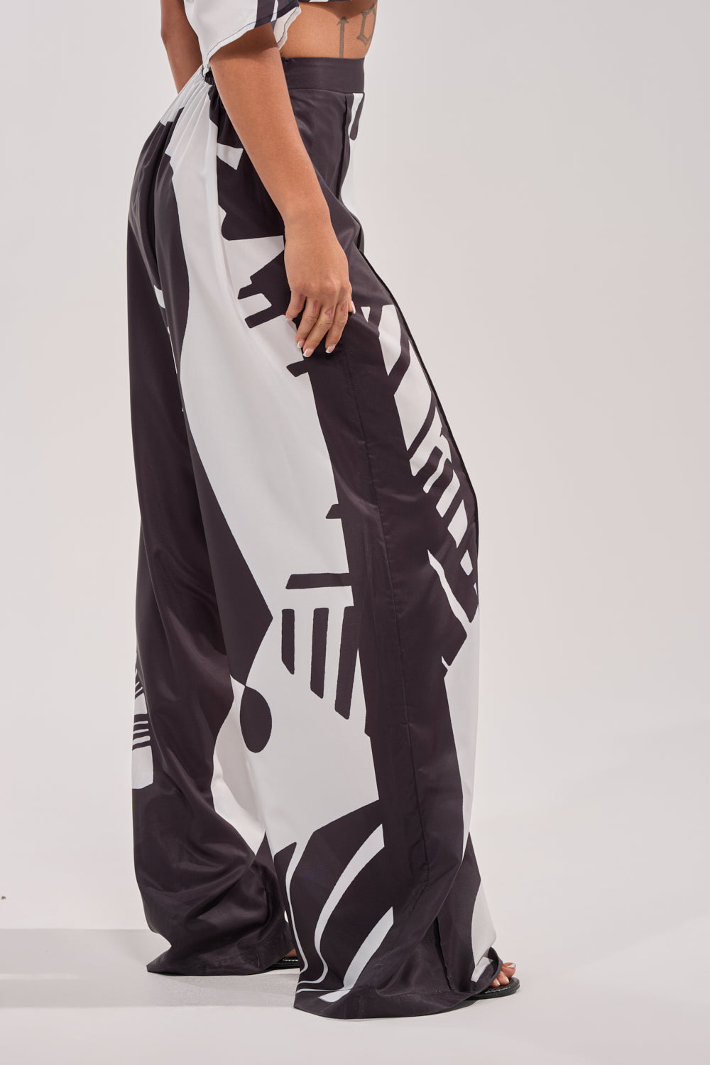NOIR GODDESS PALAZZO PANT
