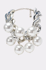 PEARLY NECKLACE