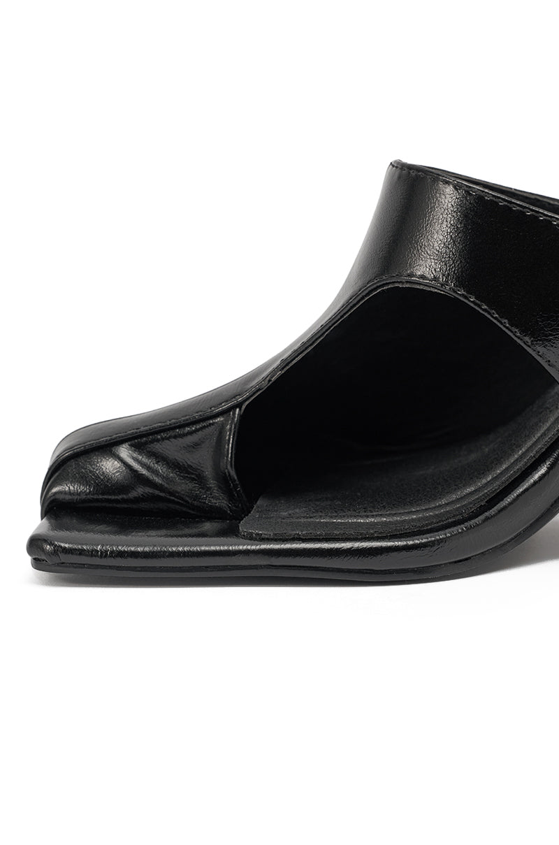 AZALEA WANG JONENE BLACK STILETTO MULE