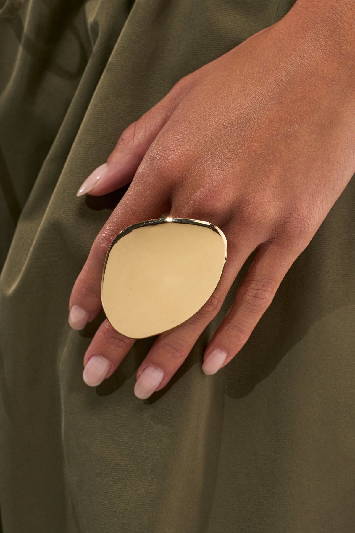 MOD GAL STATEMENT RING