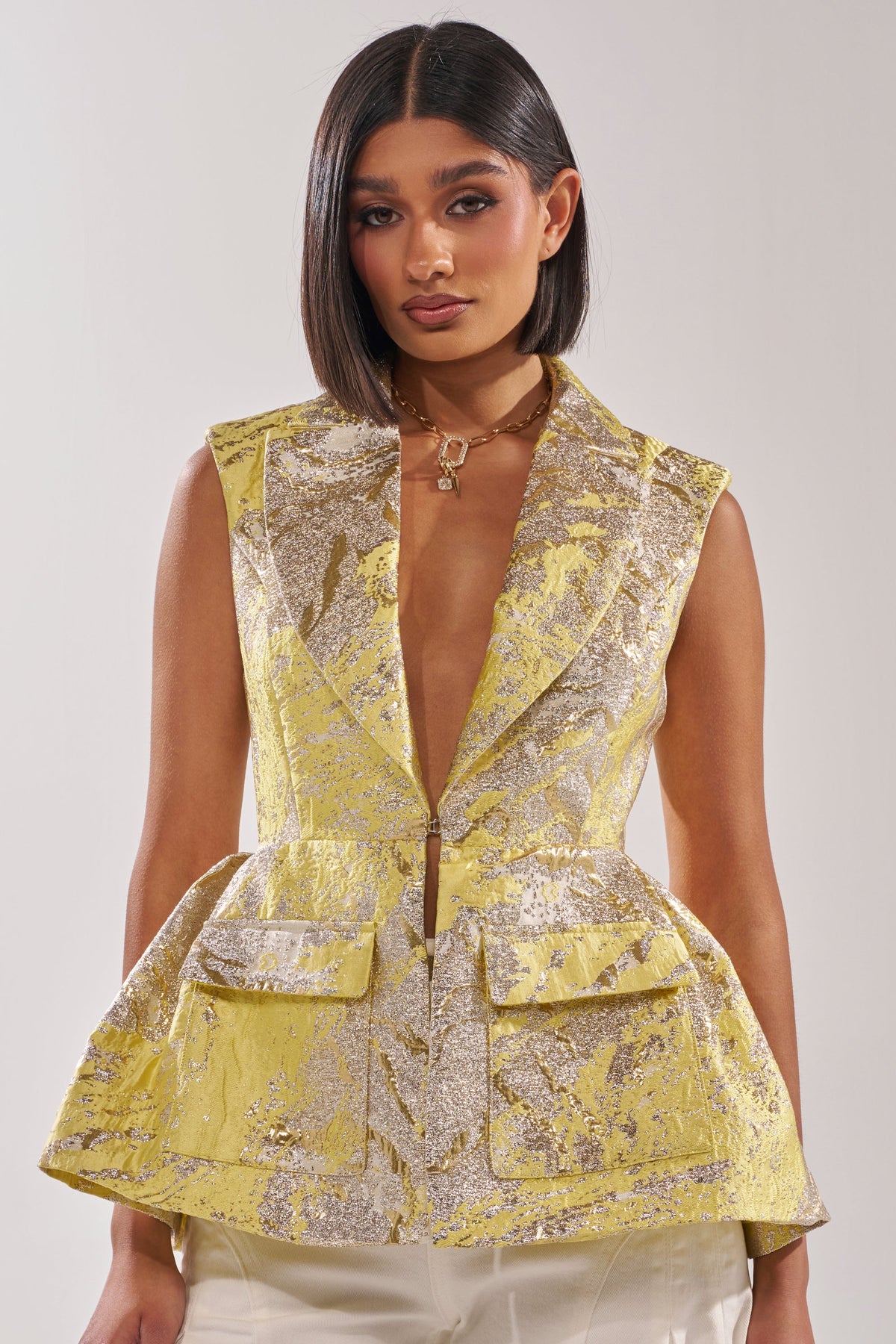 NAOMI BLAZER VEST IN BROCADE