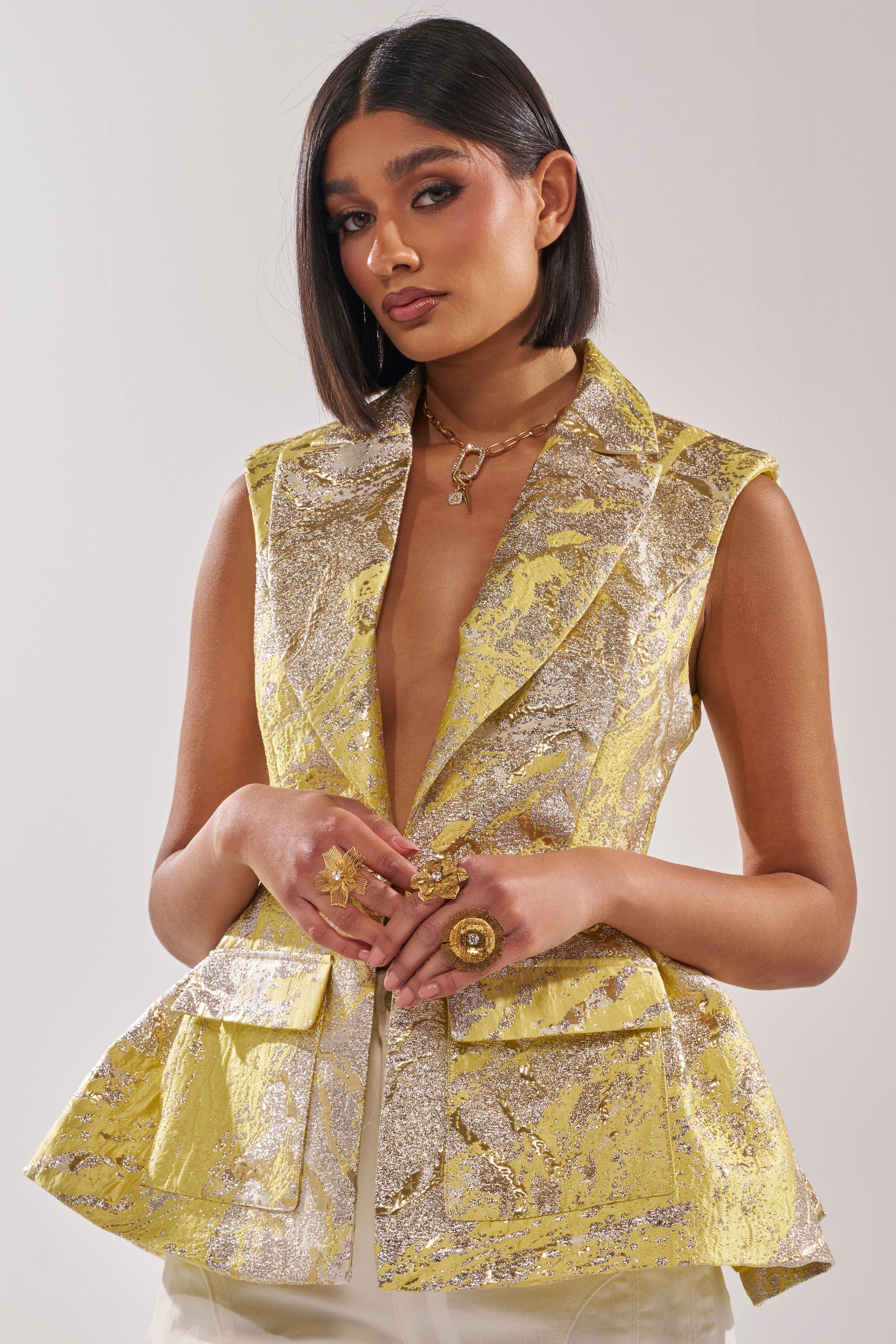 NAOMI BLAZER VEST IN BROCADE
