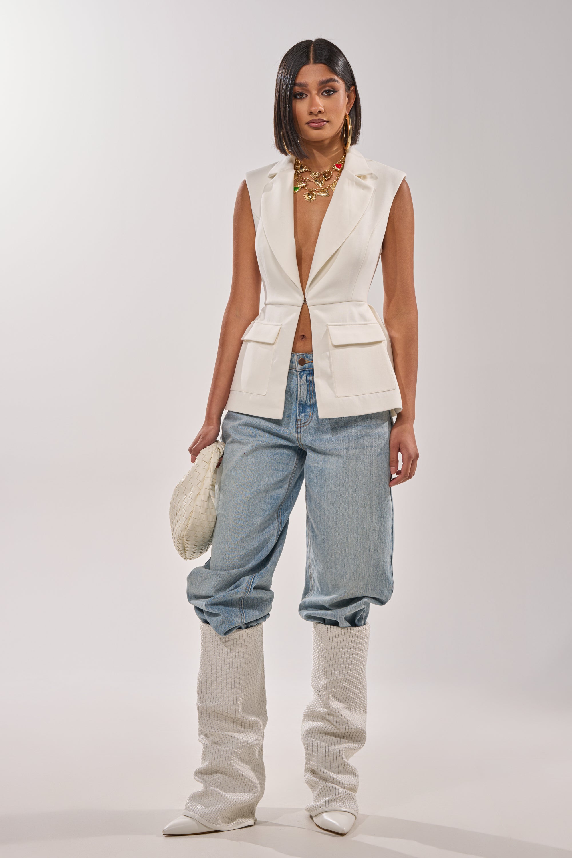 NAOMI BLAZER VEST IN WHITE