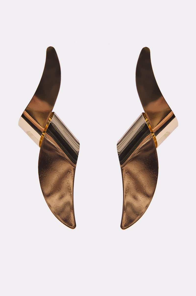 TWISTED UP EARRING