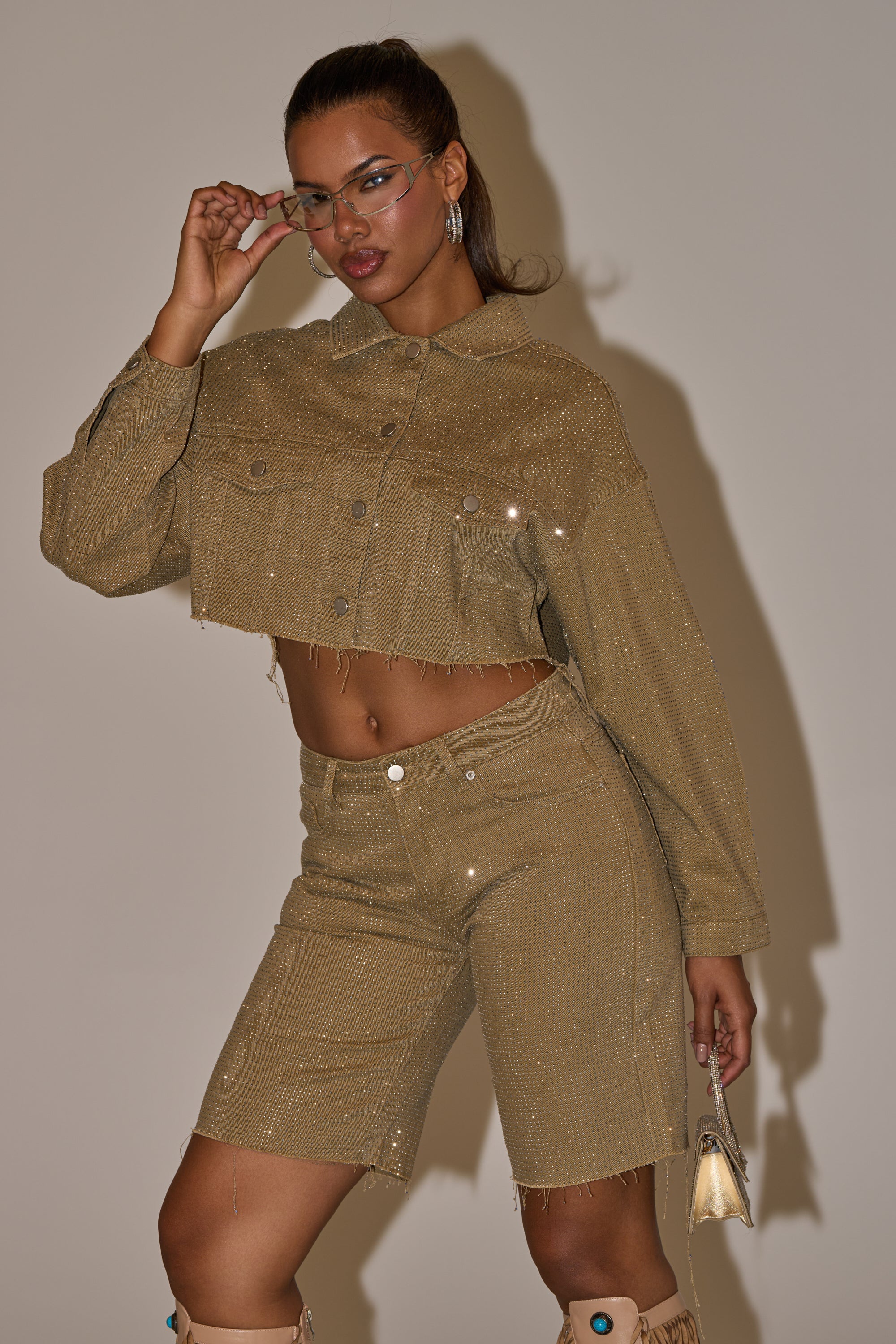 CHECK OUT THE BLING BERMUDA SHORT