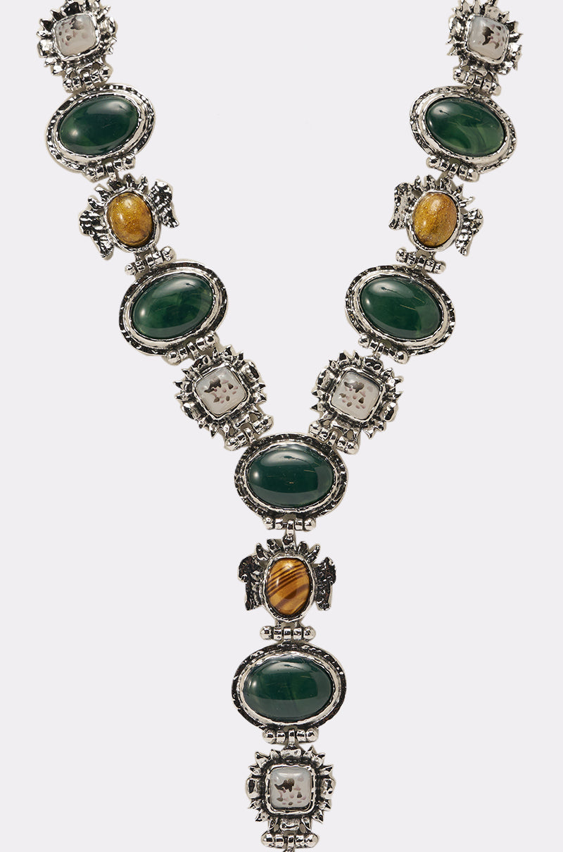 IM OUTSIDE NECKLACE