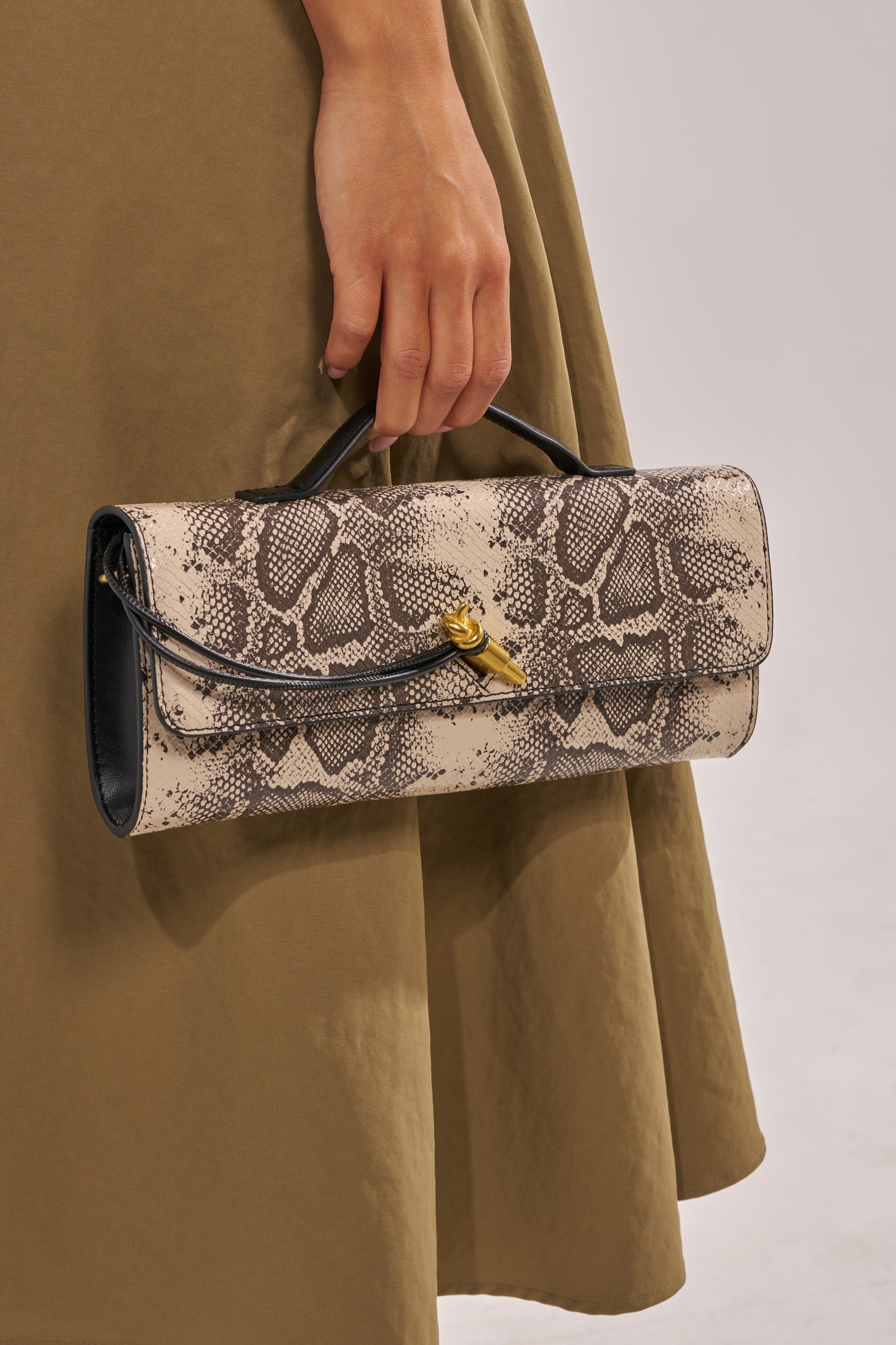 I BITE PURSE