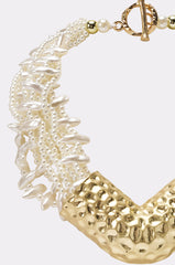 CLEARLY NECKLACE