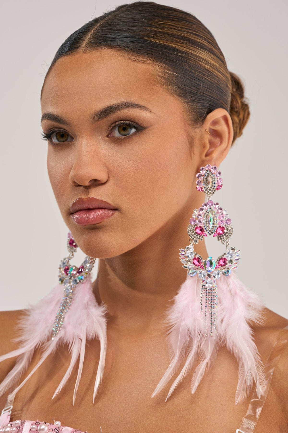 CARNIVAL EARRING