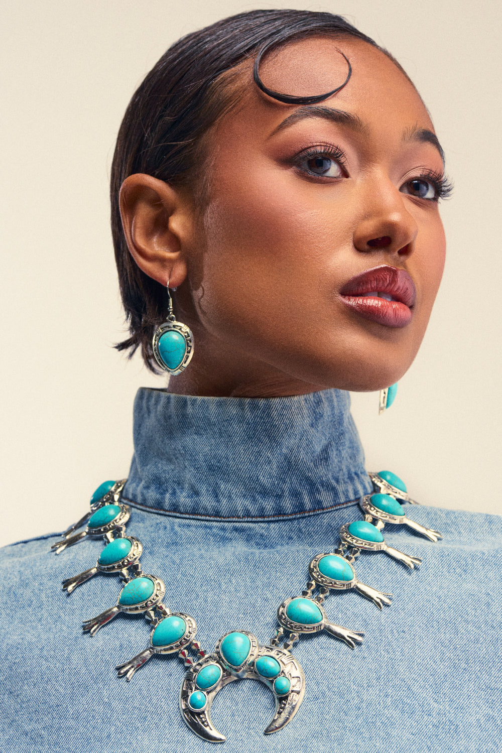 MALINA EMBELLISHED TURQUOISE NECKLACE SET