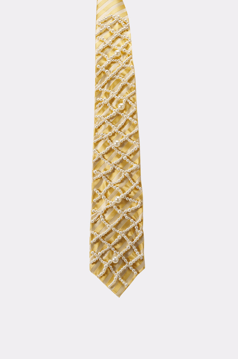 FEMME APPLIQUE TIE