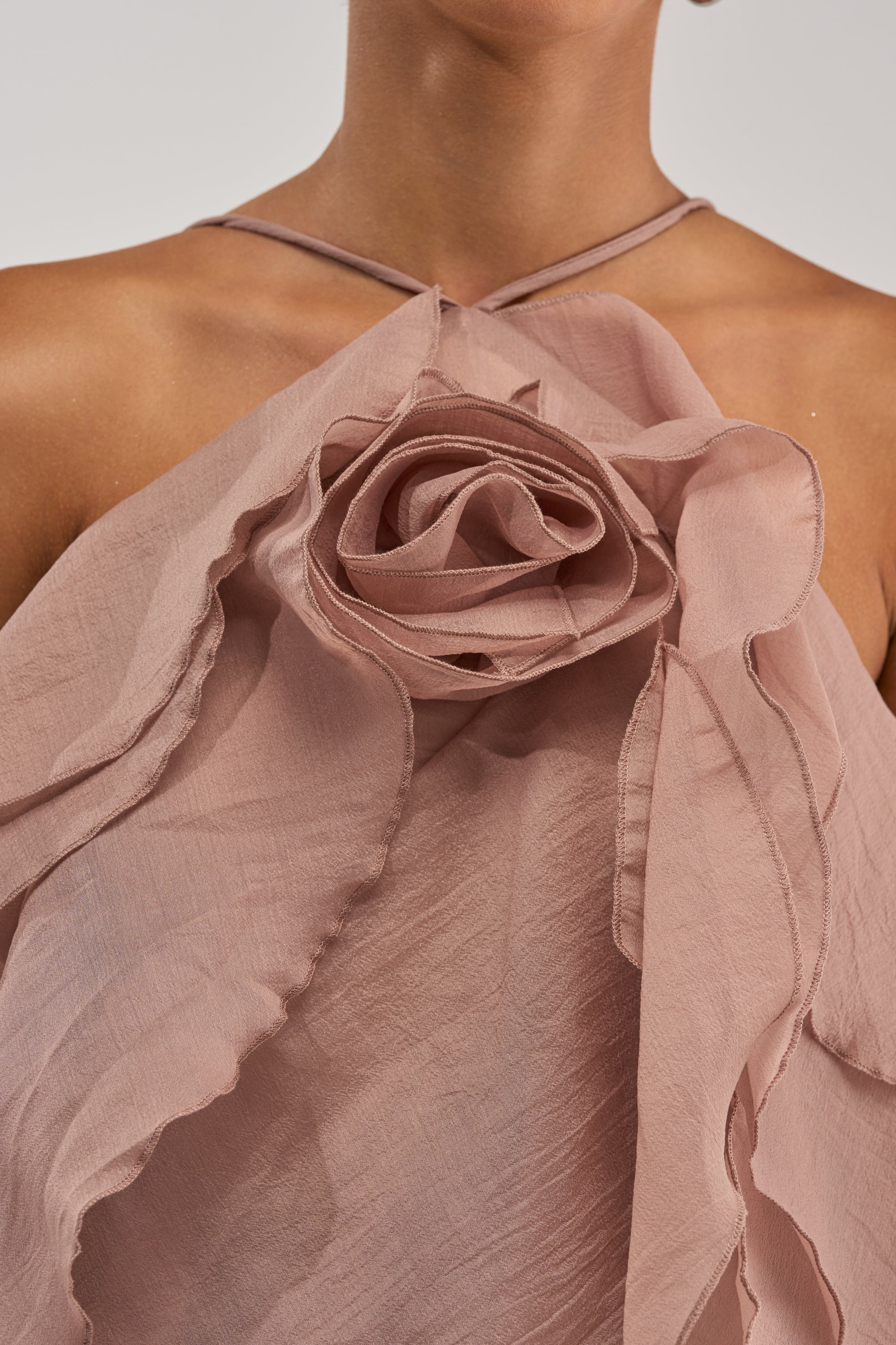 GOLDEN HOUR FLORAL CHIFFON MAXI DRESS IN MAUVE