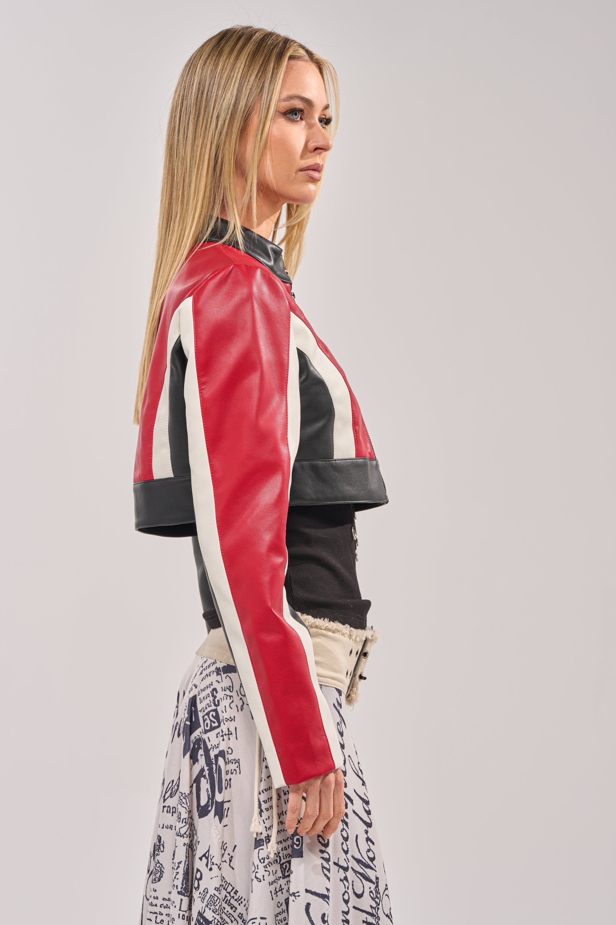 ON YOUR MARKS CROPPED MOTO