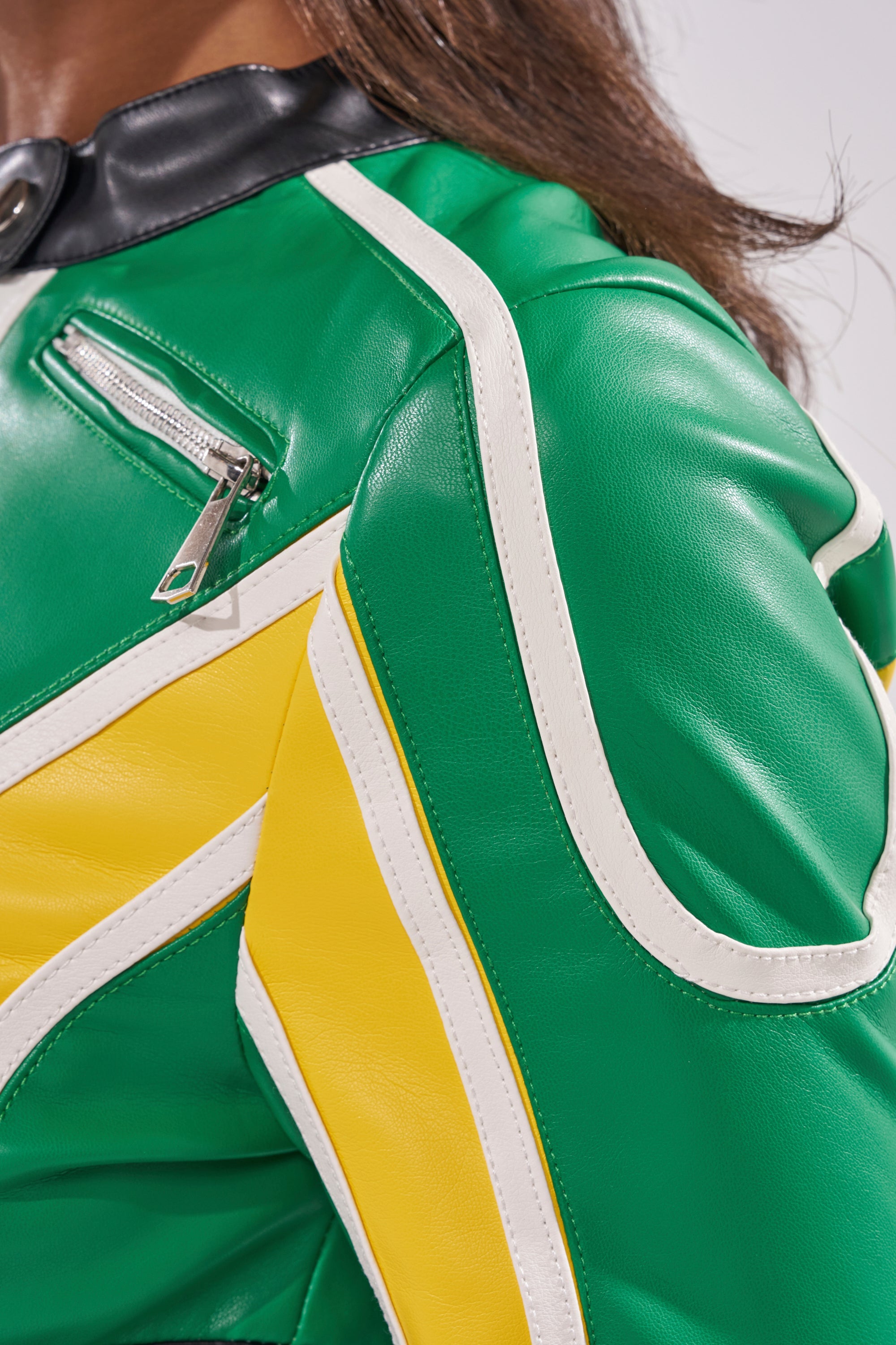BIG FAN CROPPED MOTO