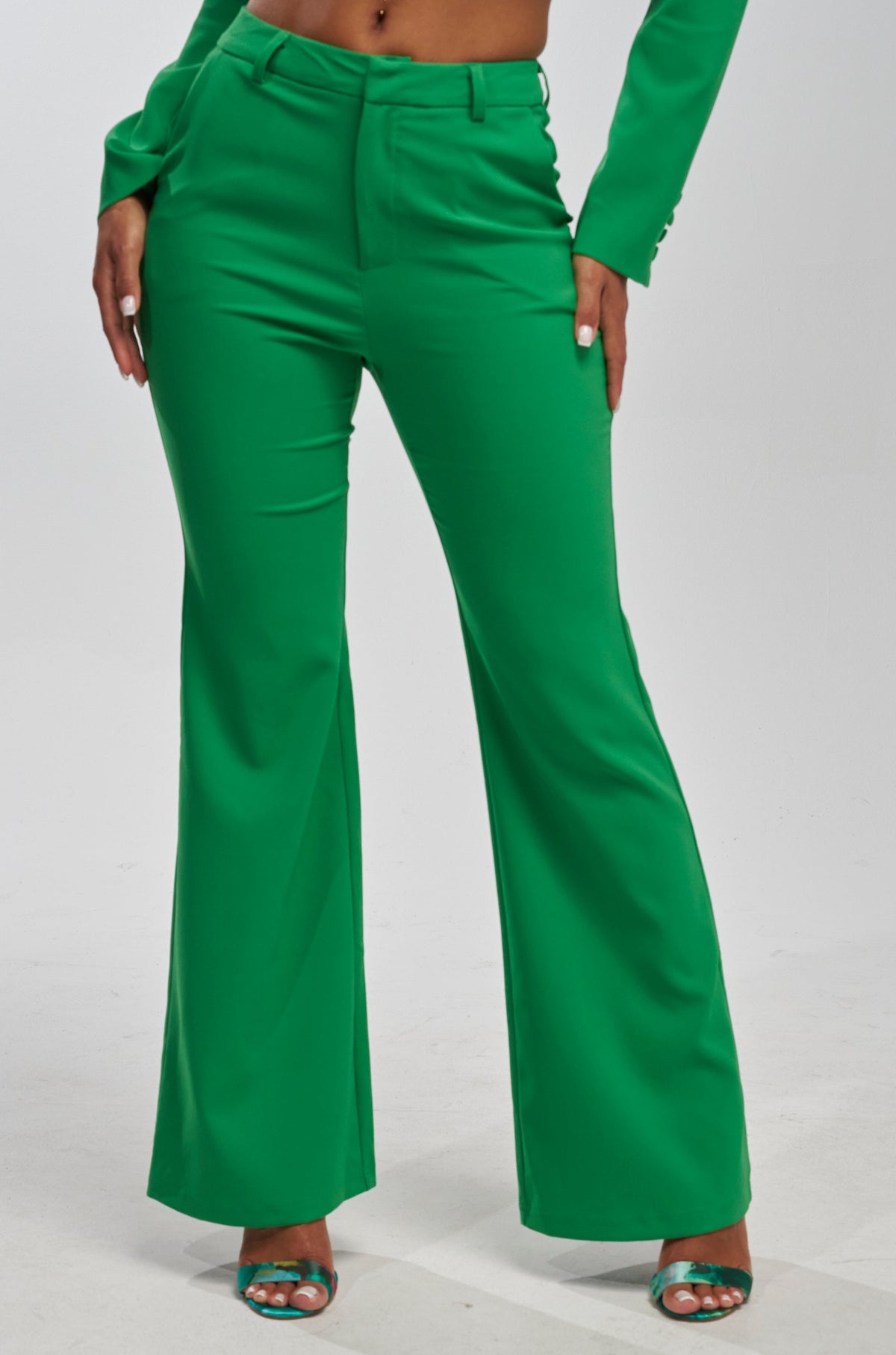 JUST YOUR LUCK FLARE TROUSER IN GREEN