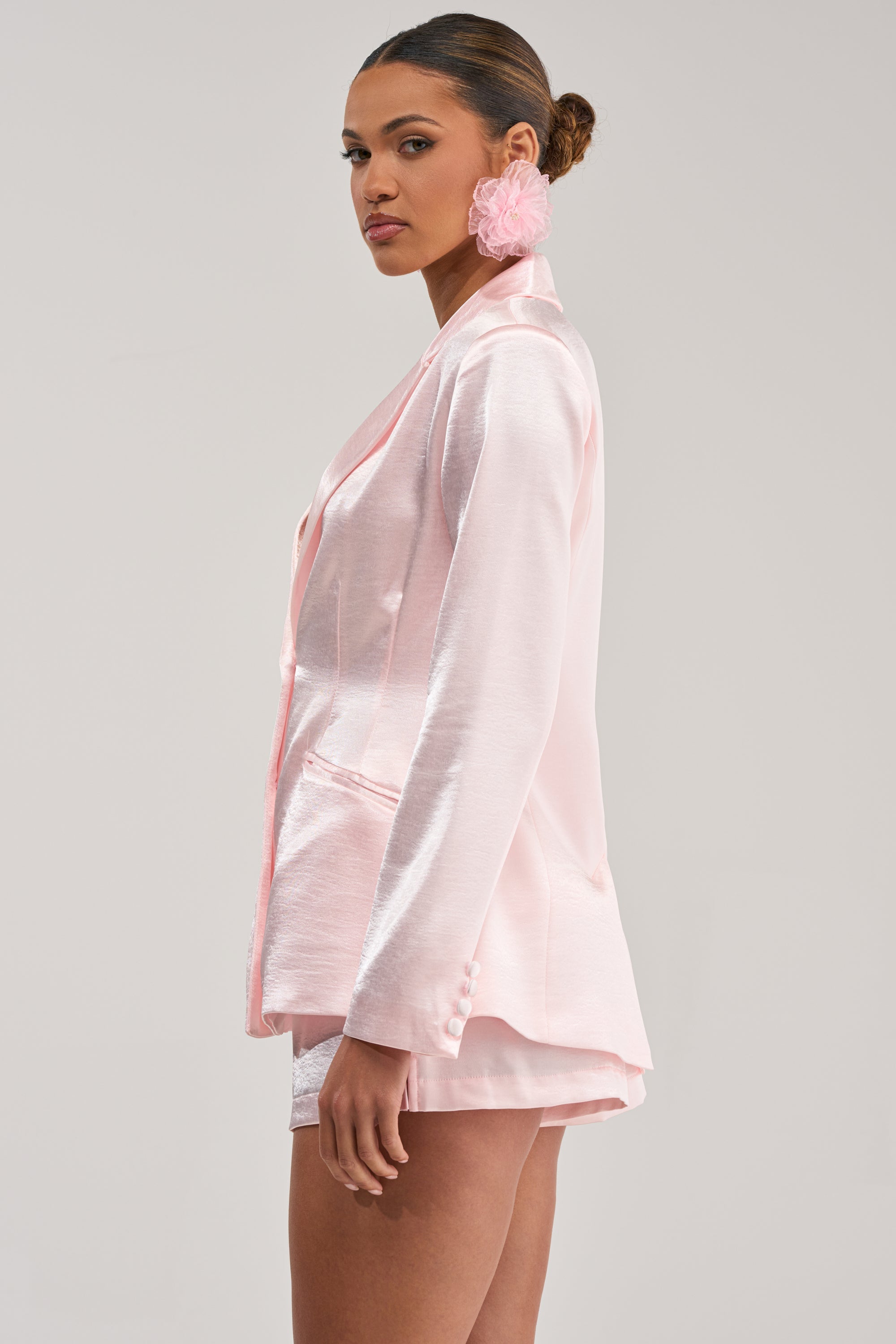 KIKI BABY PINK SATIN BLAZER