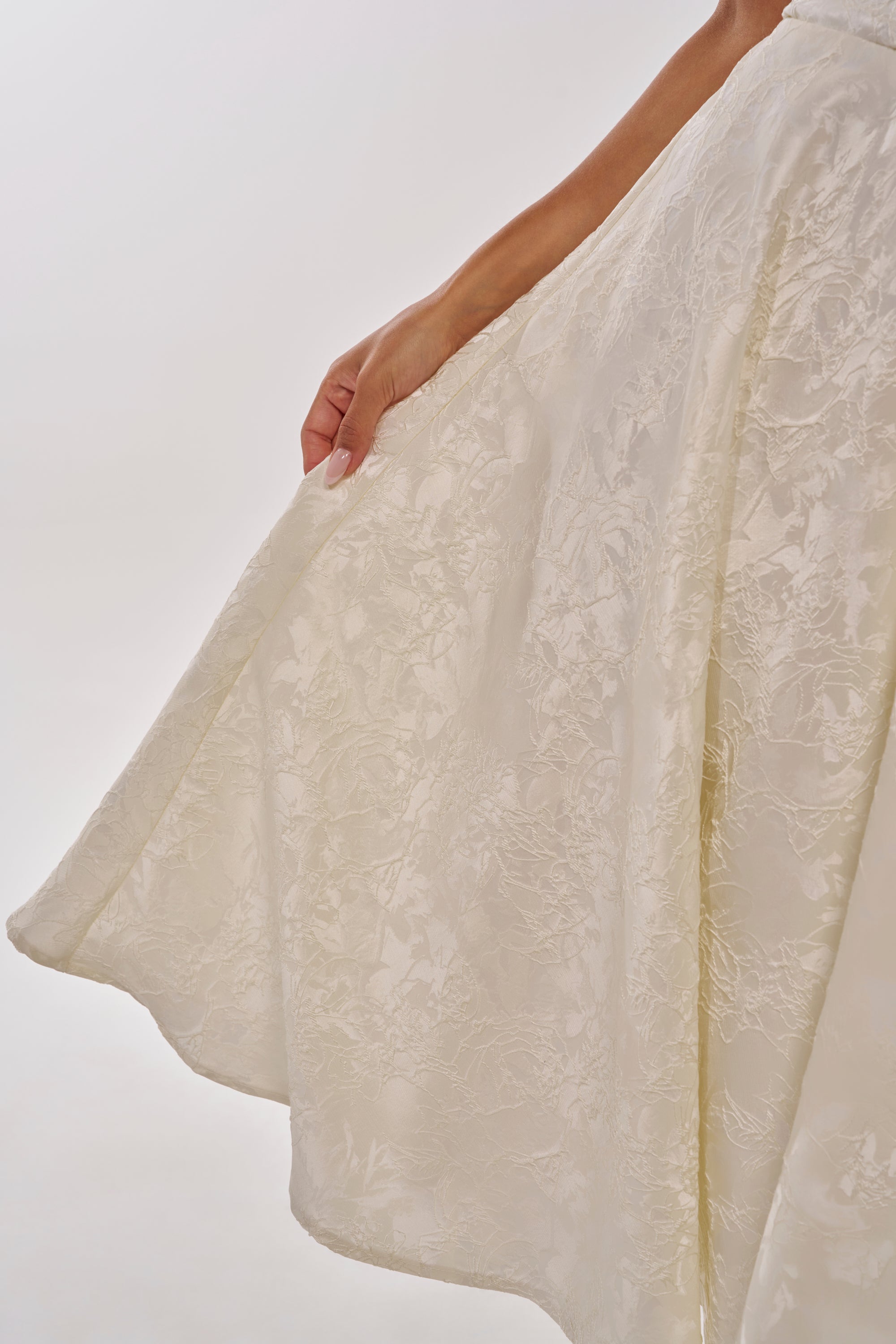 SWEET CAROLINE HALTER MIDI DRESS