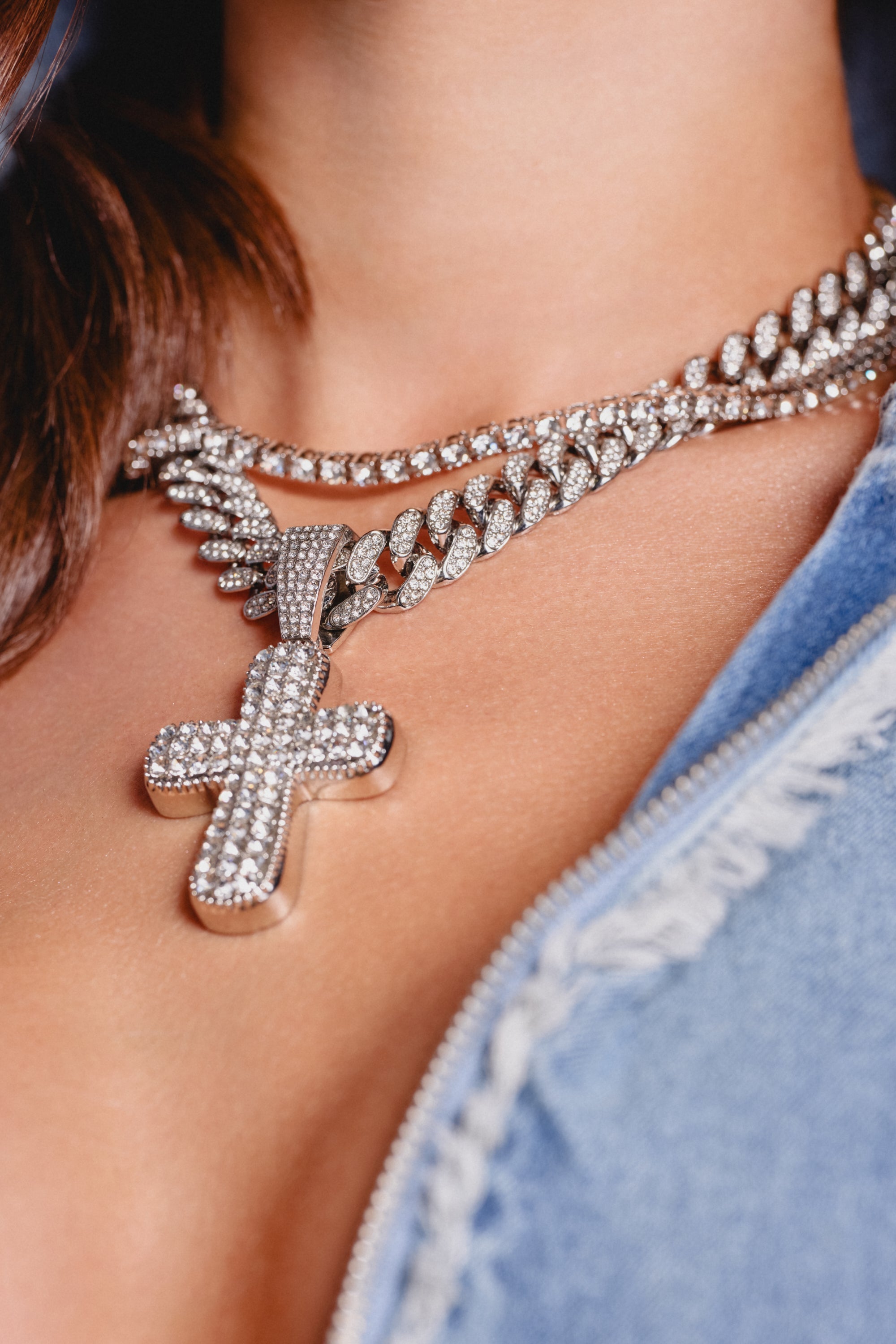 GIMME NECKLACE